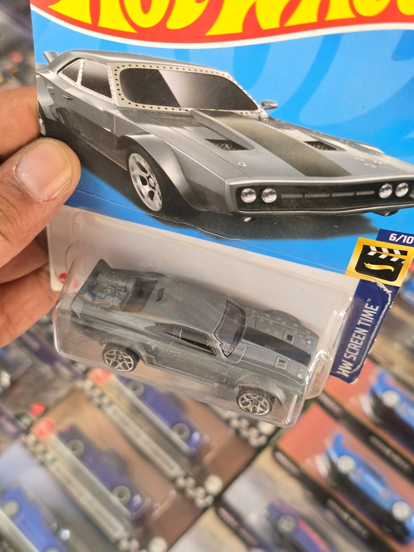 Hot Wheels Ice Charger - The Fate Of The Furious - Kinder Logs