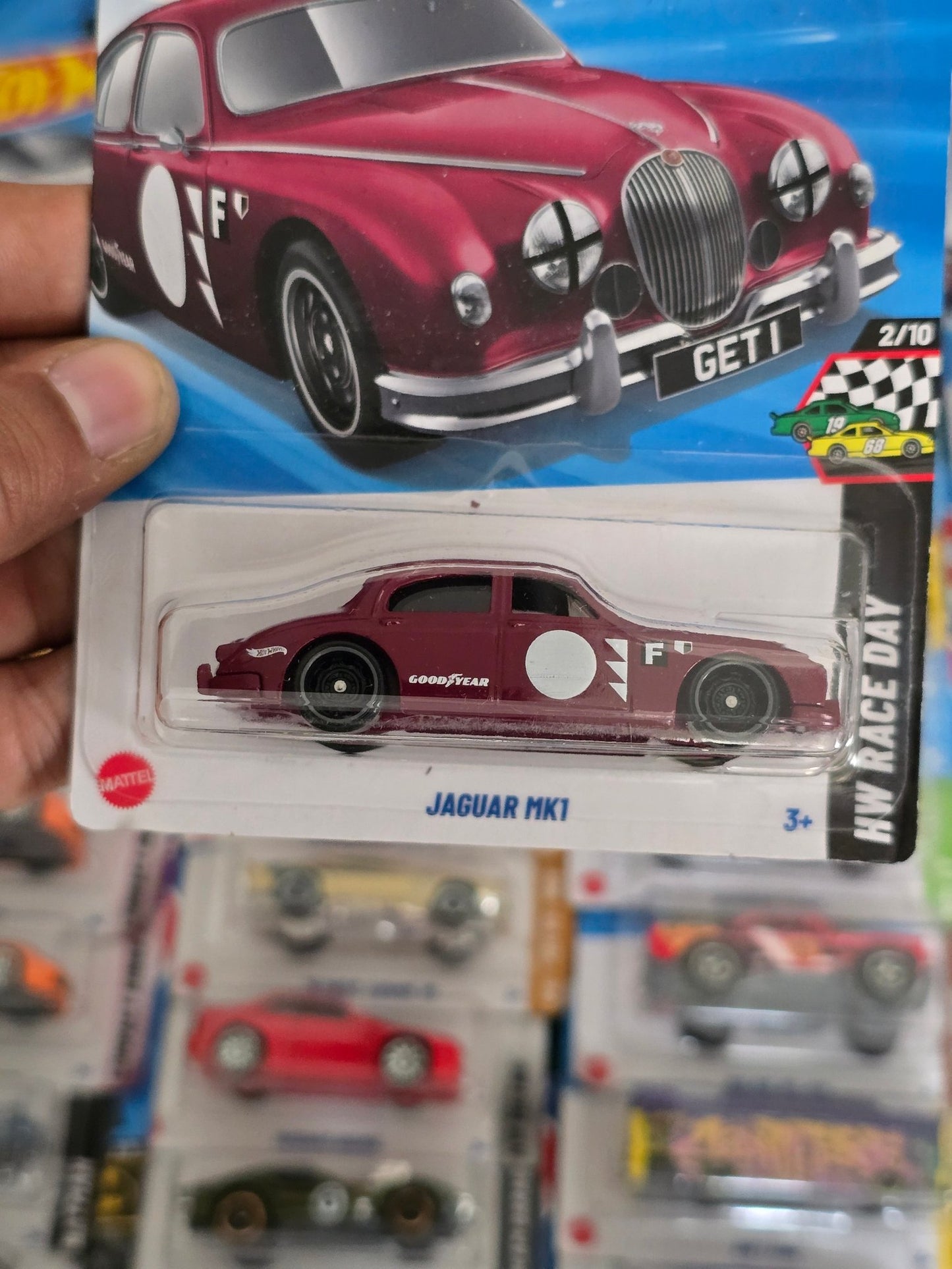 Hot Wheels Jaguar MK1 - Maroon (Imported) - Kinder Logs