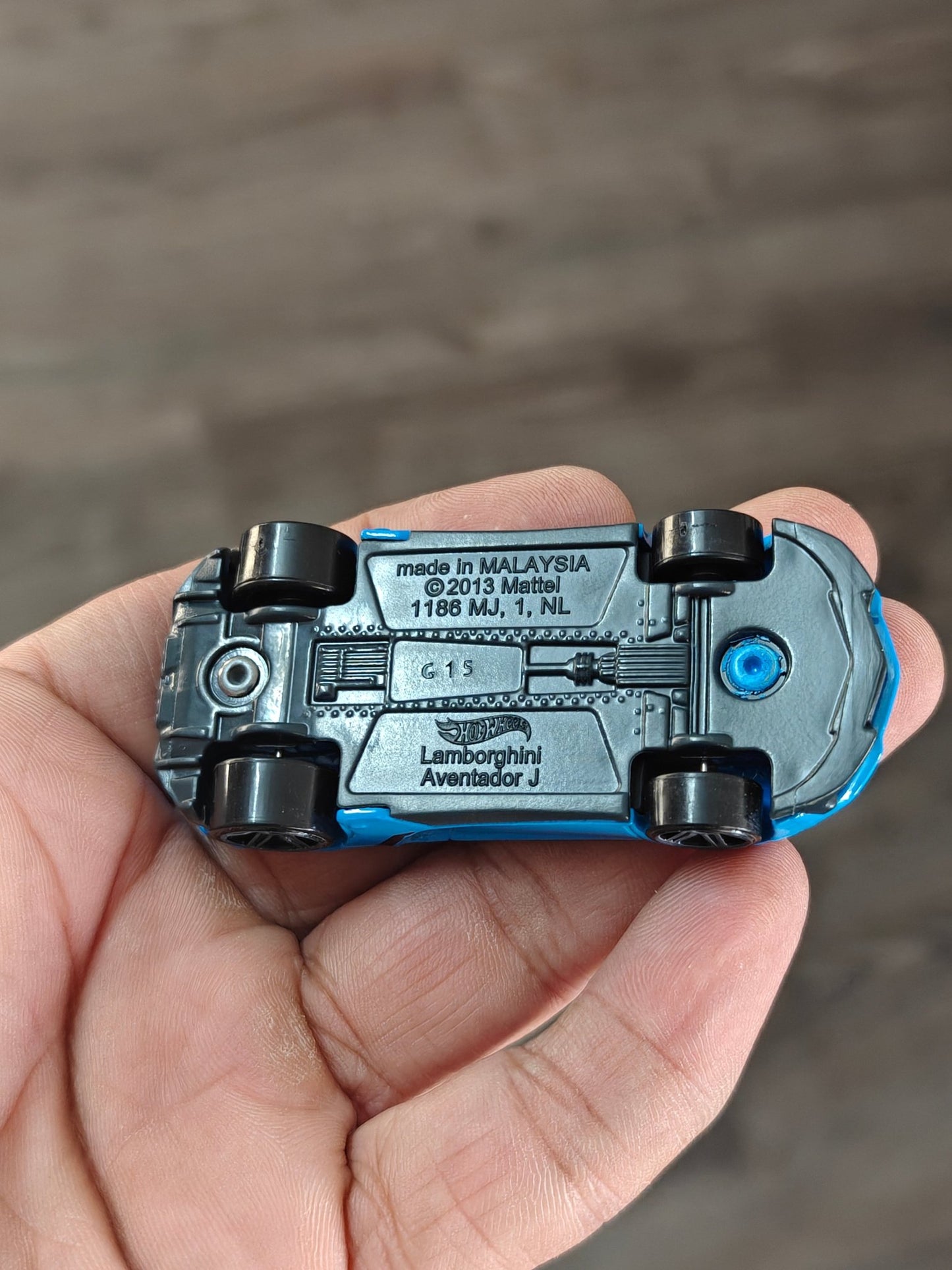 Hot Wheels Lamborghini Aventador J - Blue (Uncarded - New) - Kinder Logs