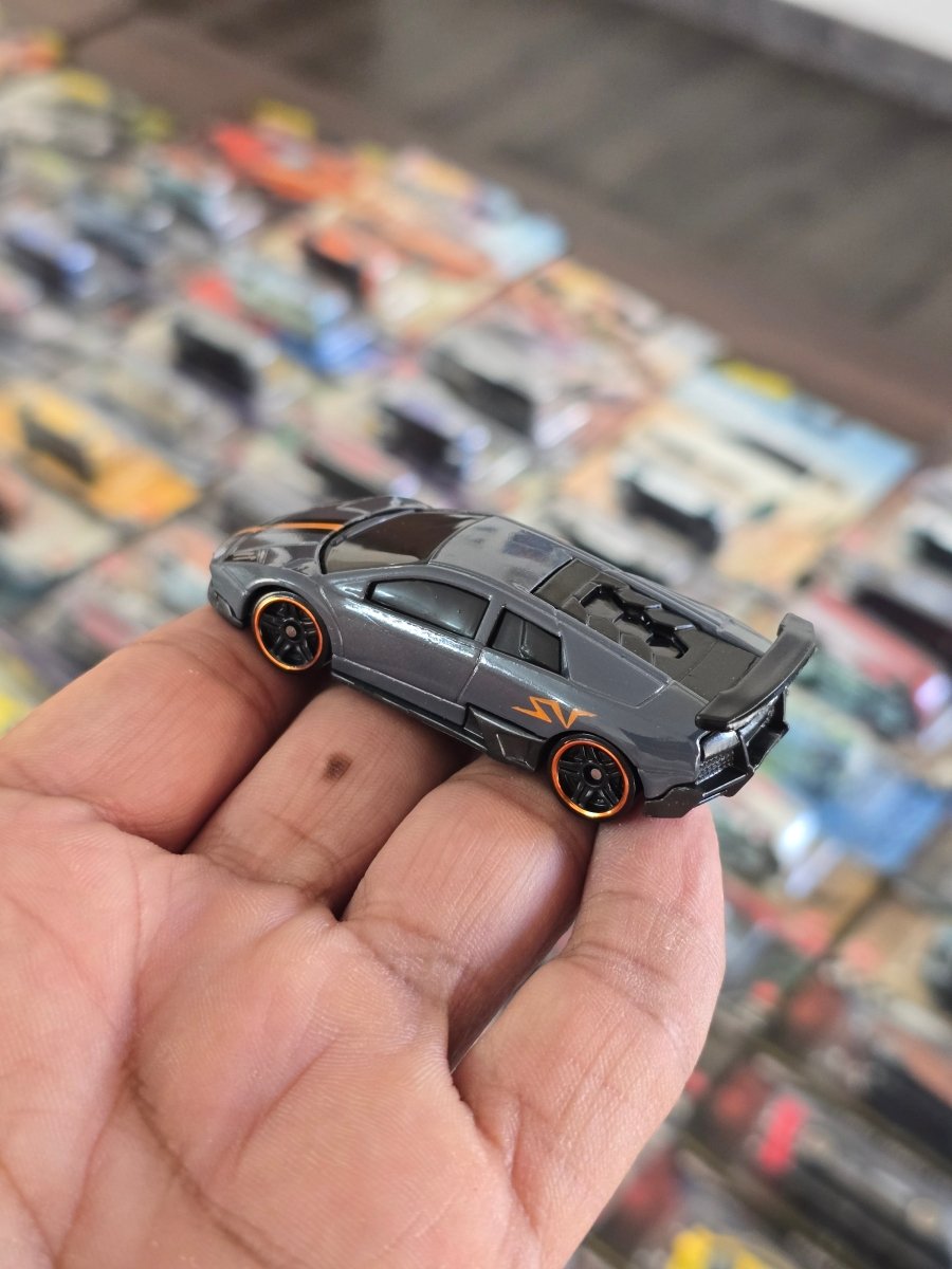 Hot Wheels Lamborghini Murcielago SV - Grey (Uncarded) - Kinder Logs