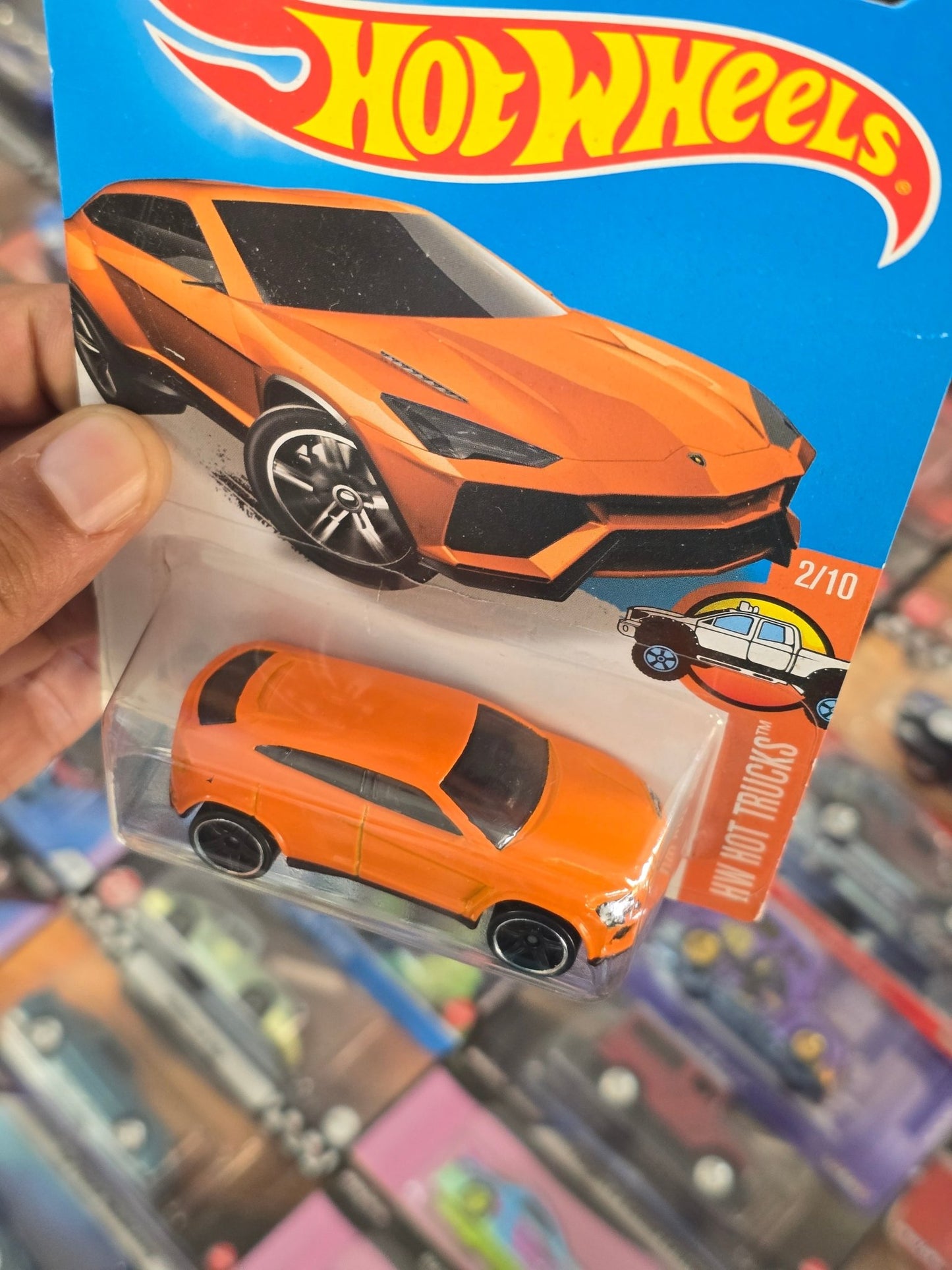 Hot Wheels Lamborghini Urus - Orange (Imported) - Kinder Logs