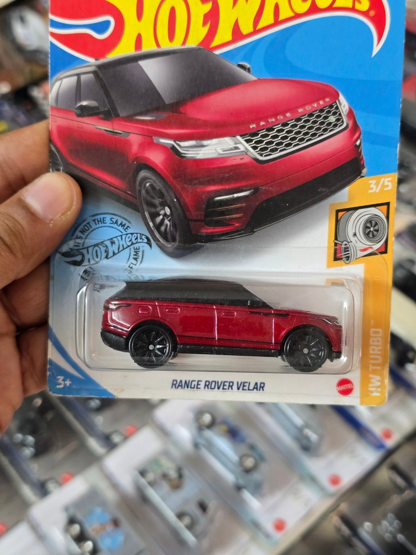 Hot Wheels Land Rover Range Rover Velar (Red) - Kinder Logs