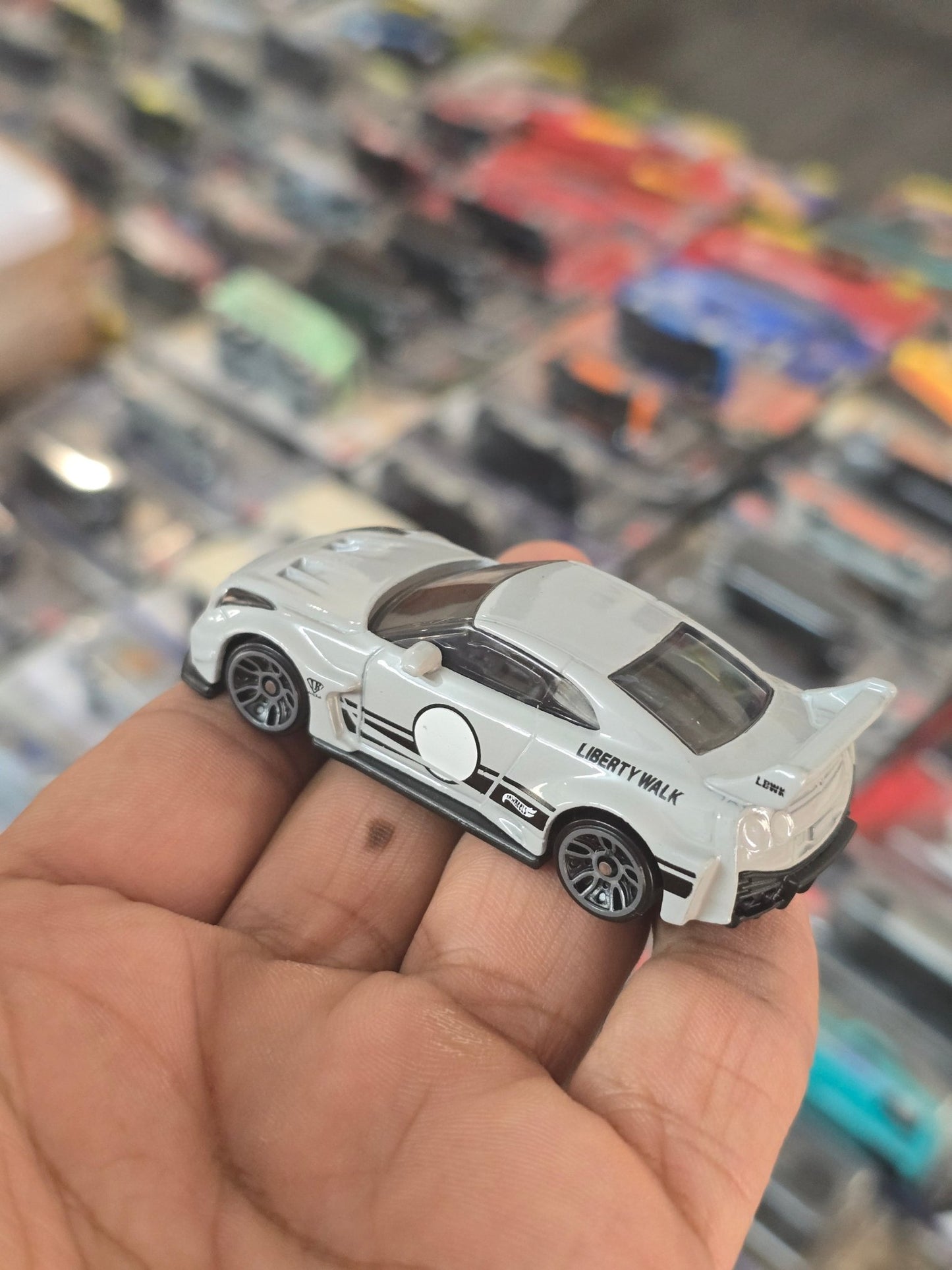 Hot Wheels LB - Silhouette Works GT Nissan 35GT - RR Ver.2 (Uncarded) - Kinder Logs