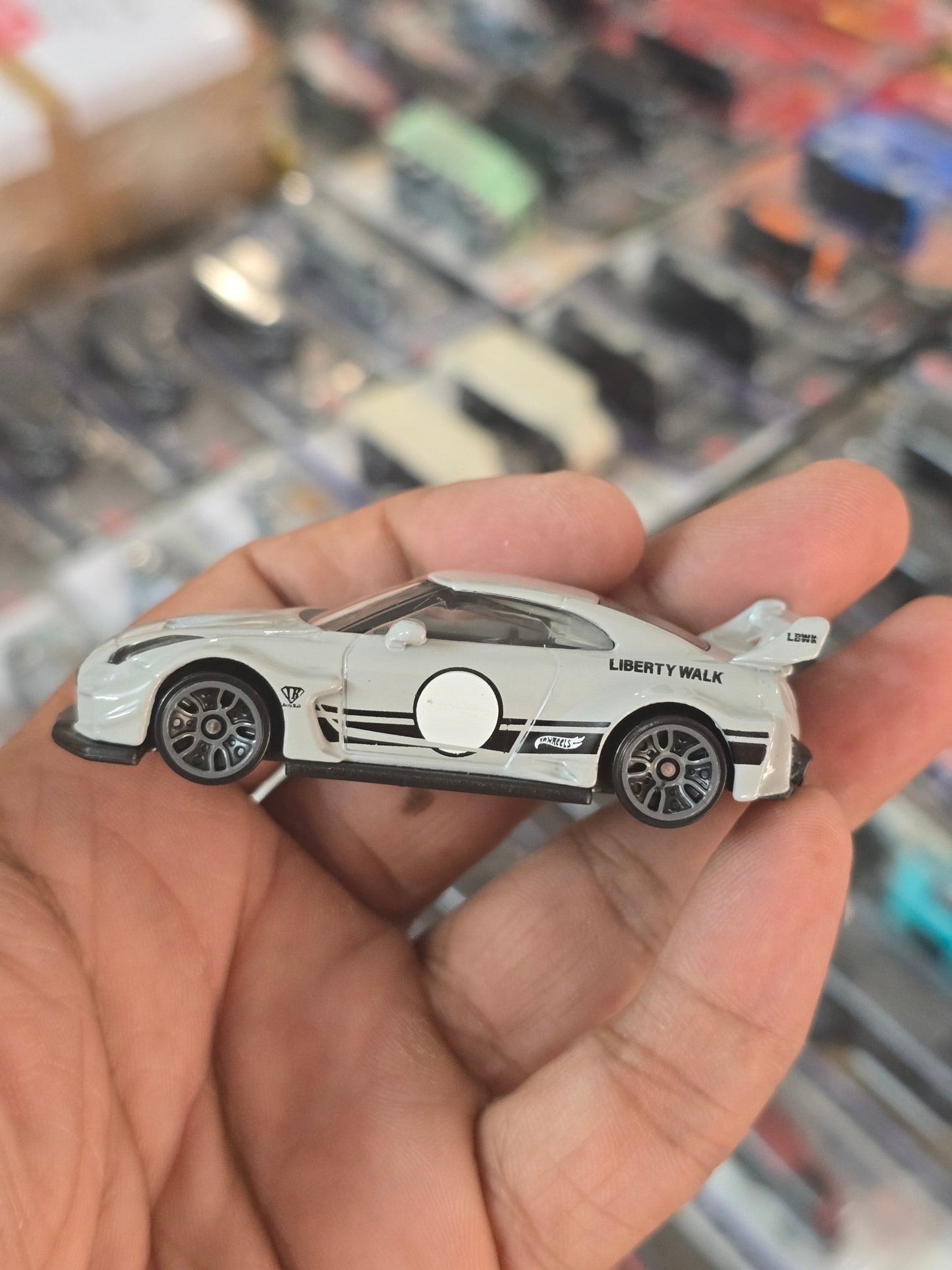 Hot Wheels LB - Silhouette Works GT Nissan 35GT - RR Ver.2 (Uncarded) - Kinder Logs