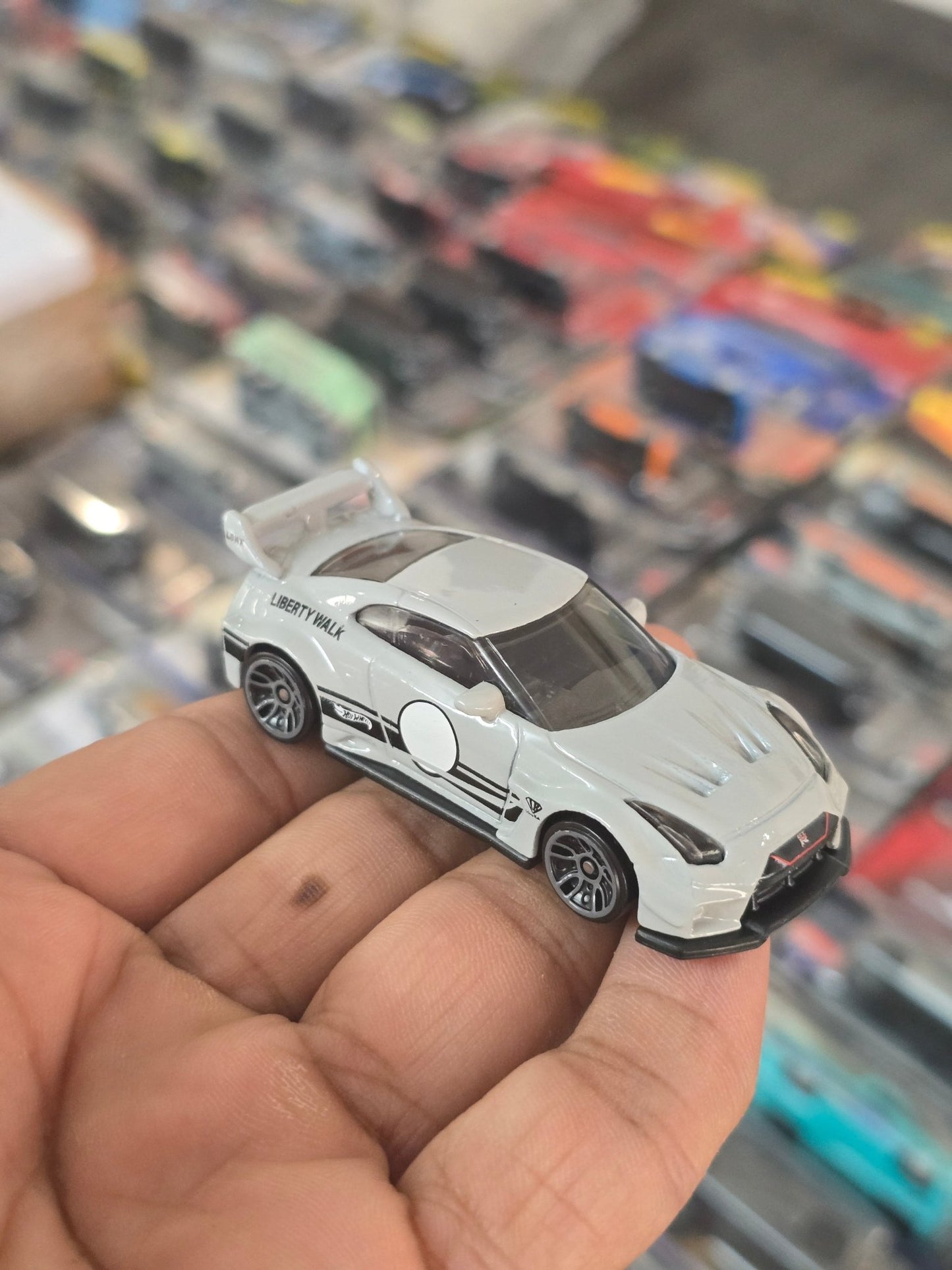 Hot Wheels LB - Silhouette Works GT Nissan 35GT - RR Ver.2 (Uncarded) - Kinder Logs
