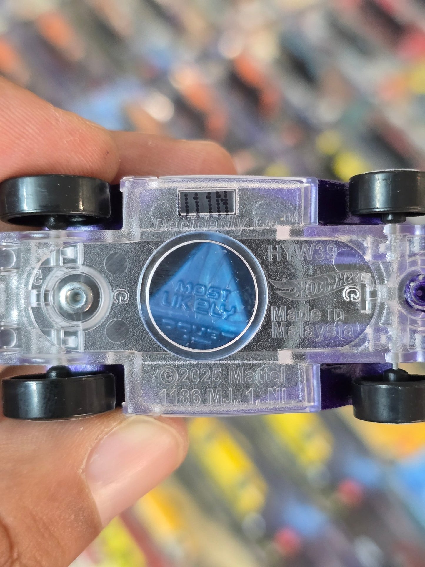 Hot Wheels Magic 8 Ball Car (Uncarded) - Kinder Logs