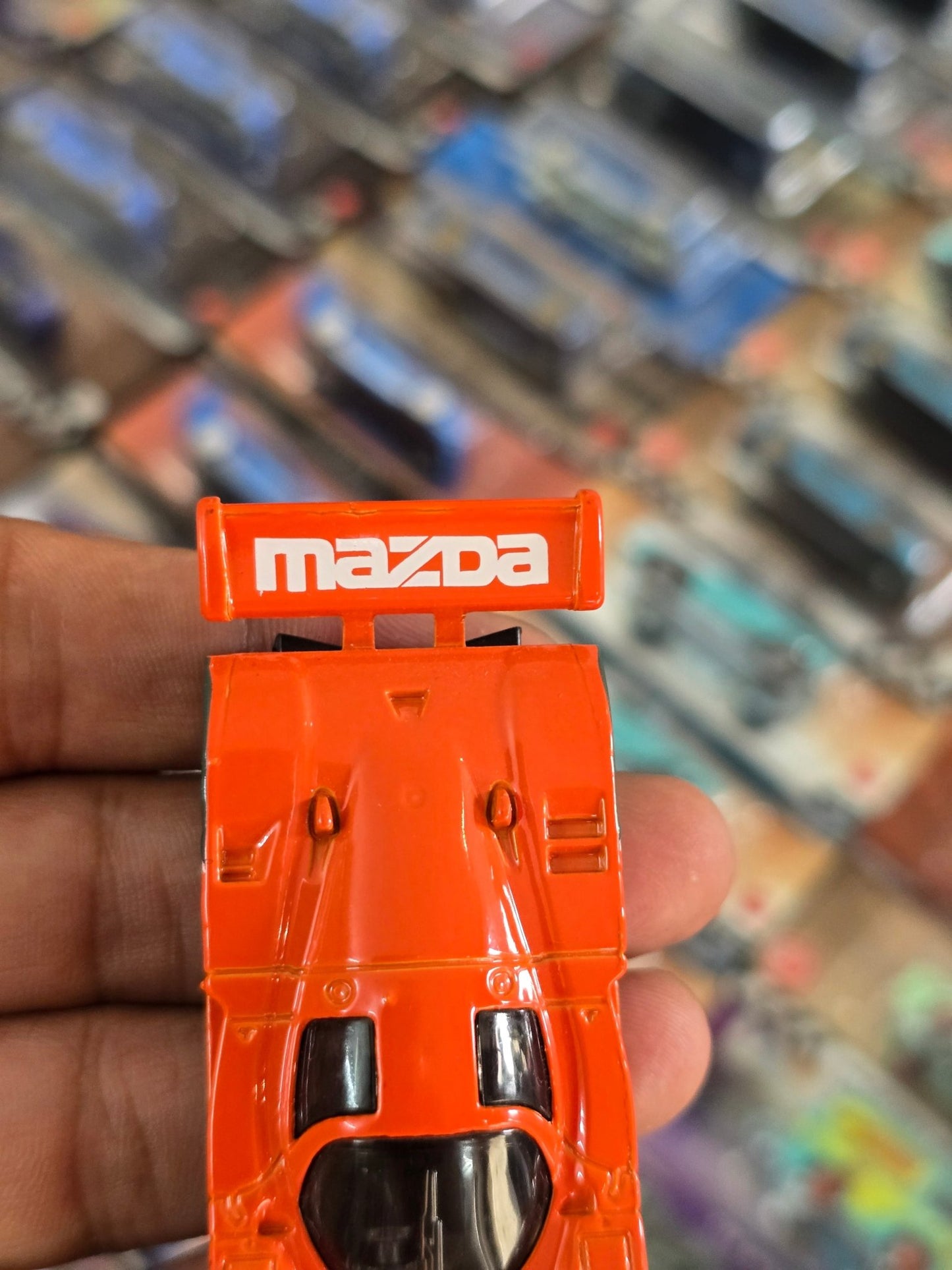 Hot Wheels Mazda 787B - Orange (Uncarded) - Kinder Logs