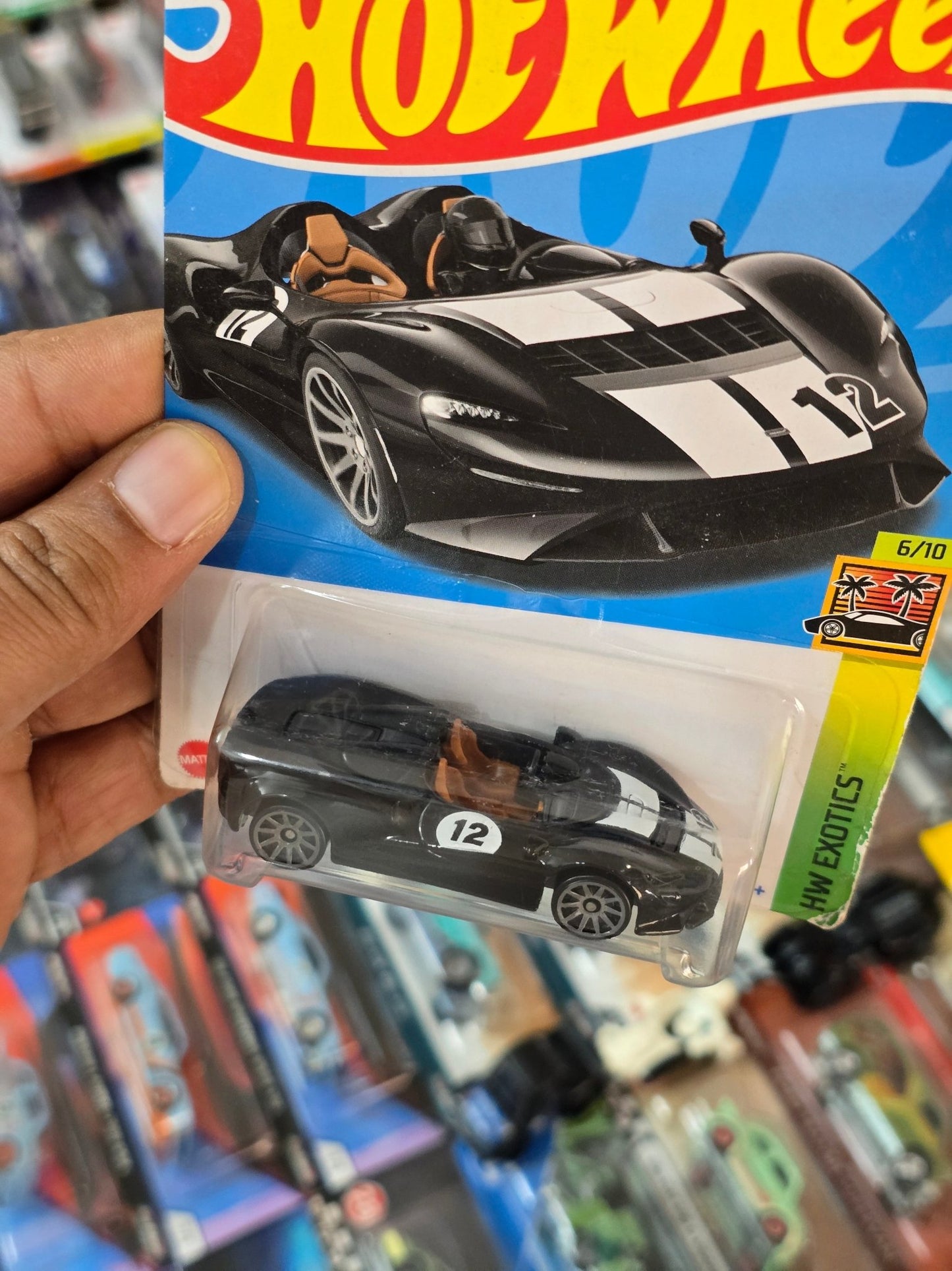 Hot Wheels McLaren Elva - Black (Imported) - Kinder Logs