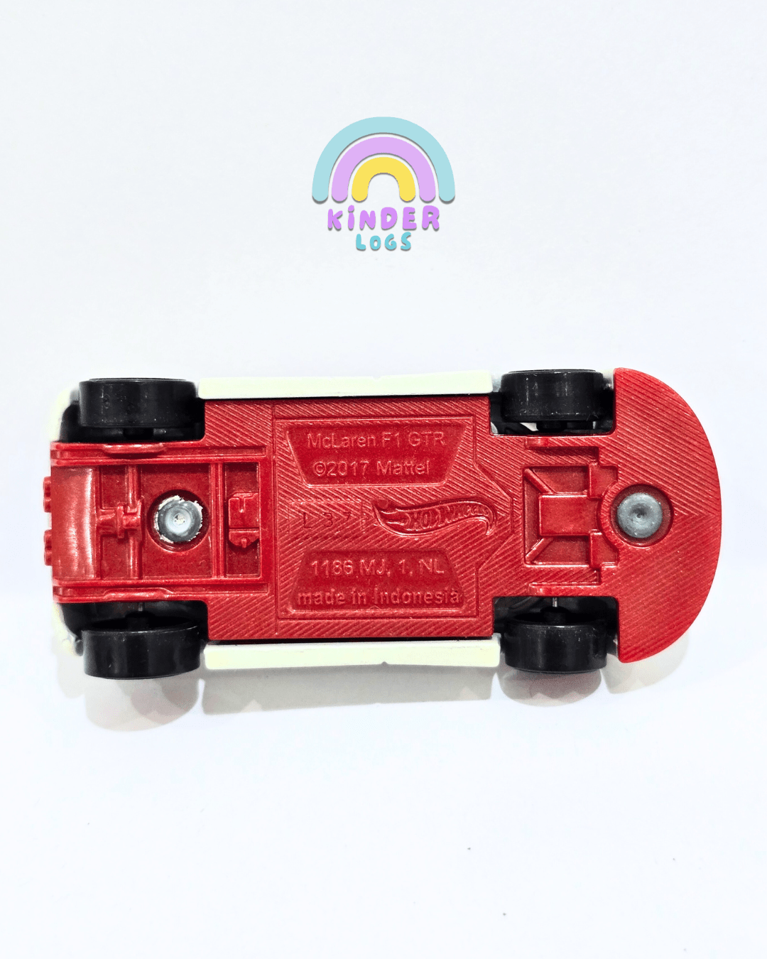Hot Wheels McLaren F1 GTR With Red Base - White (Used Car) - Kinder Logs
