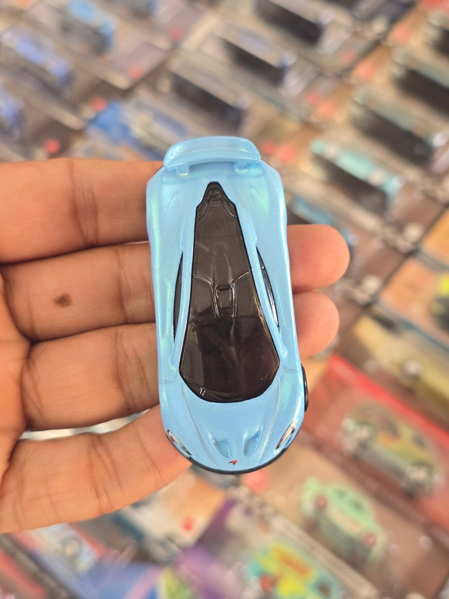 Hot Wheels McLaren P1 - Blue (Uncarded) - Kinder Logs