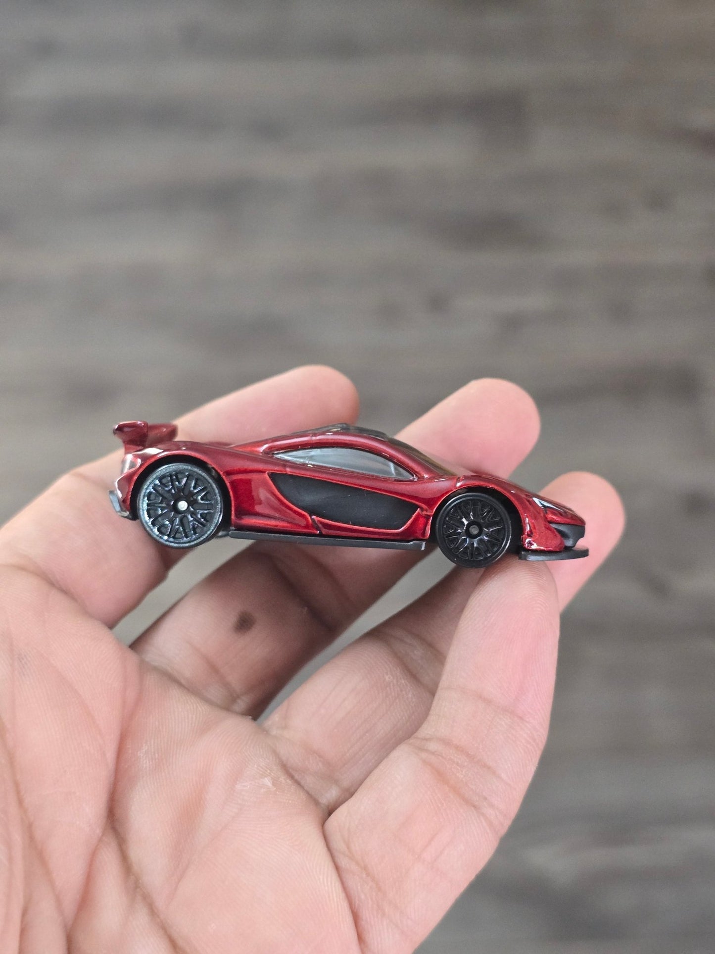 Hot Wheels McLaren P1 - Dark Red (Uncarded) - Kinder Logs