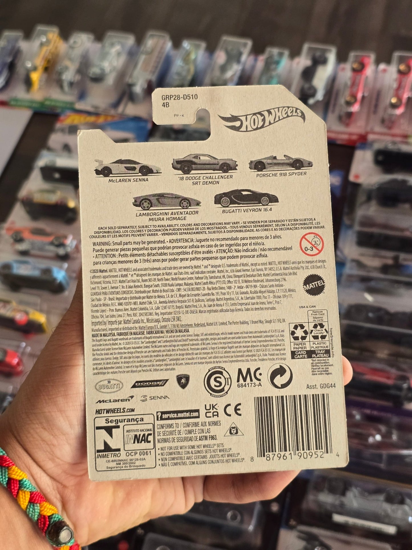 Hot Wheels McLaren Senna - 1/4 Mile Finals (Imported) - Kinder Logs