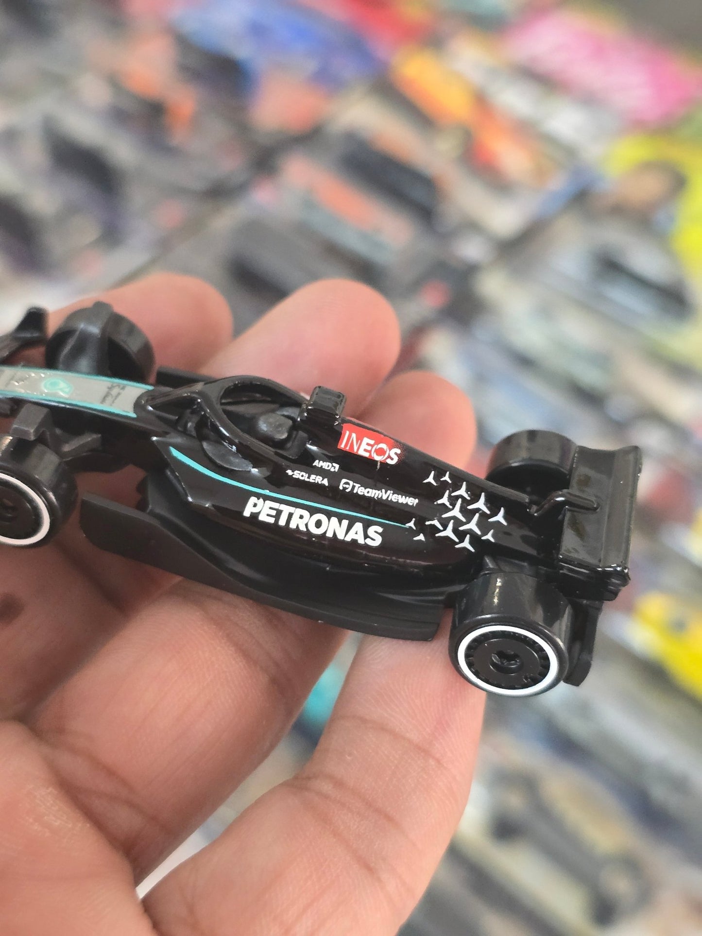 Hot Wheels Mercedes - AMG Petronas Formula One Team F1 Car (Uncarded) - Kinder Logs