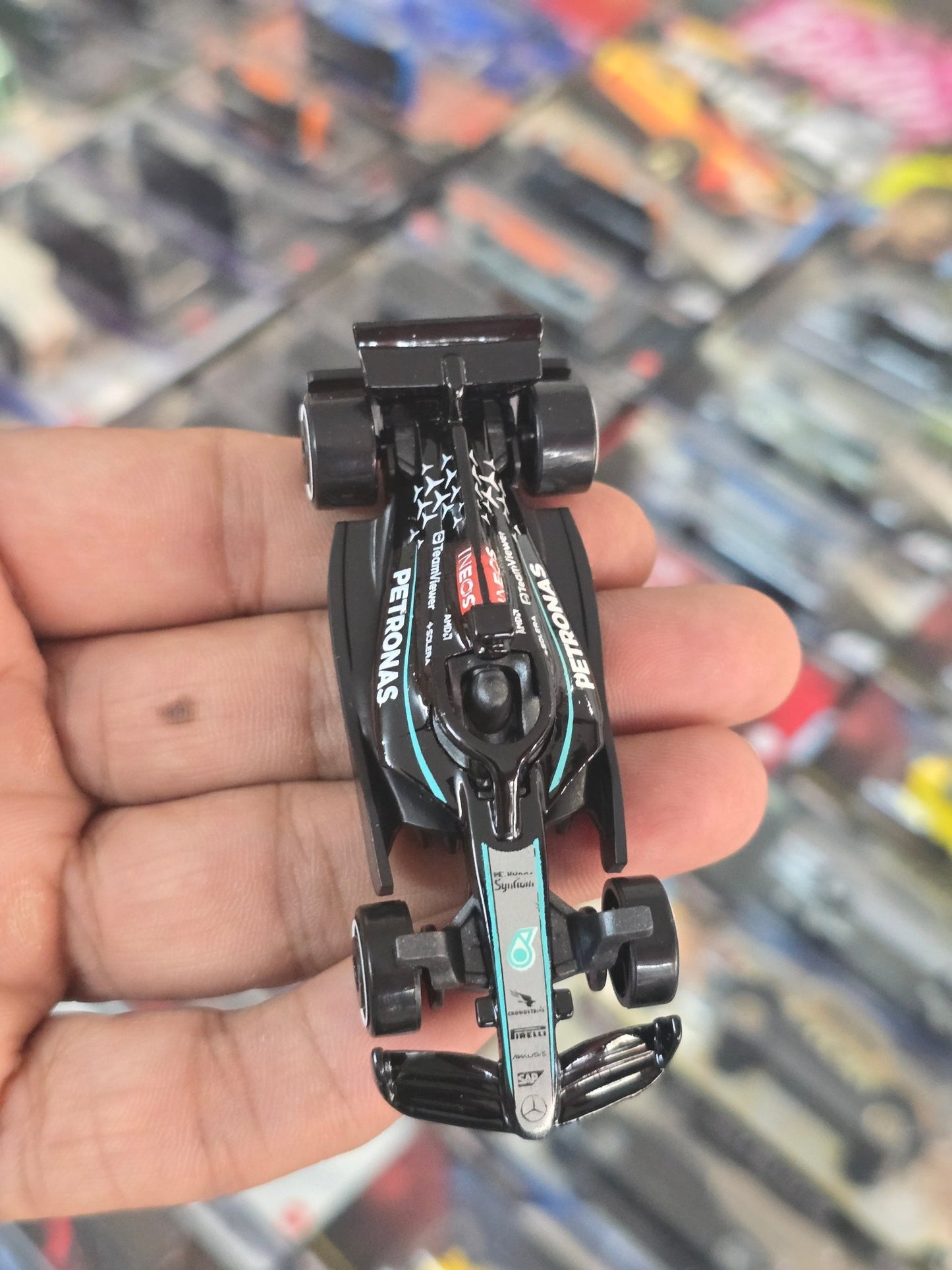 Hot Wheels Mercedes - AMG Petronas Formula One Team F1 Car (Uncarded) - Kinder Logs