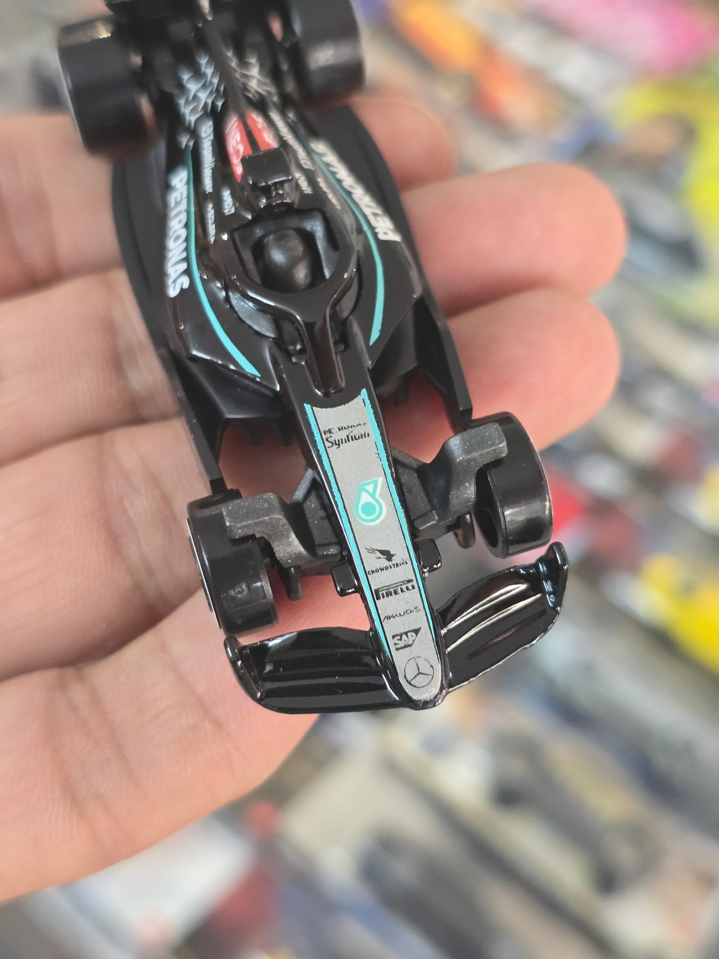 Hot Wheels Mercedes - AMG Petronas Formula One Team F1 Car (Uncarded) - Kinder Logs