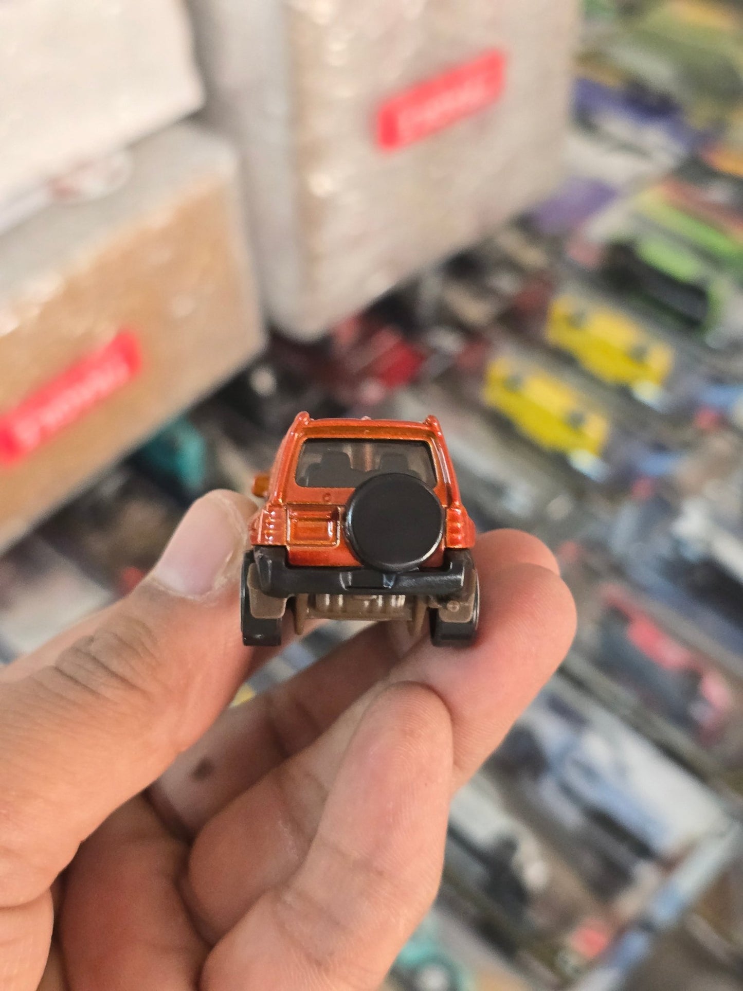 Hot Wheels Mitsubishi Pajero Evolution - Red (Uncarded) - Kinder Logs