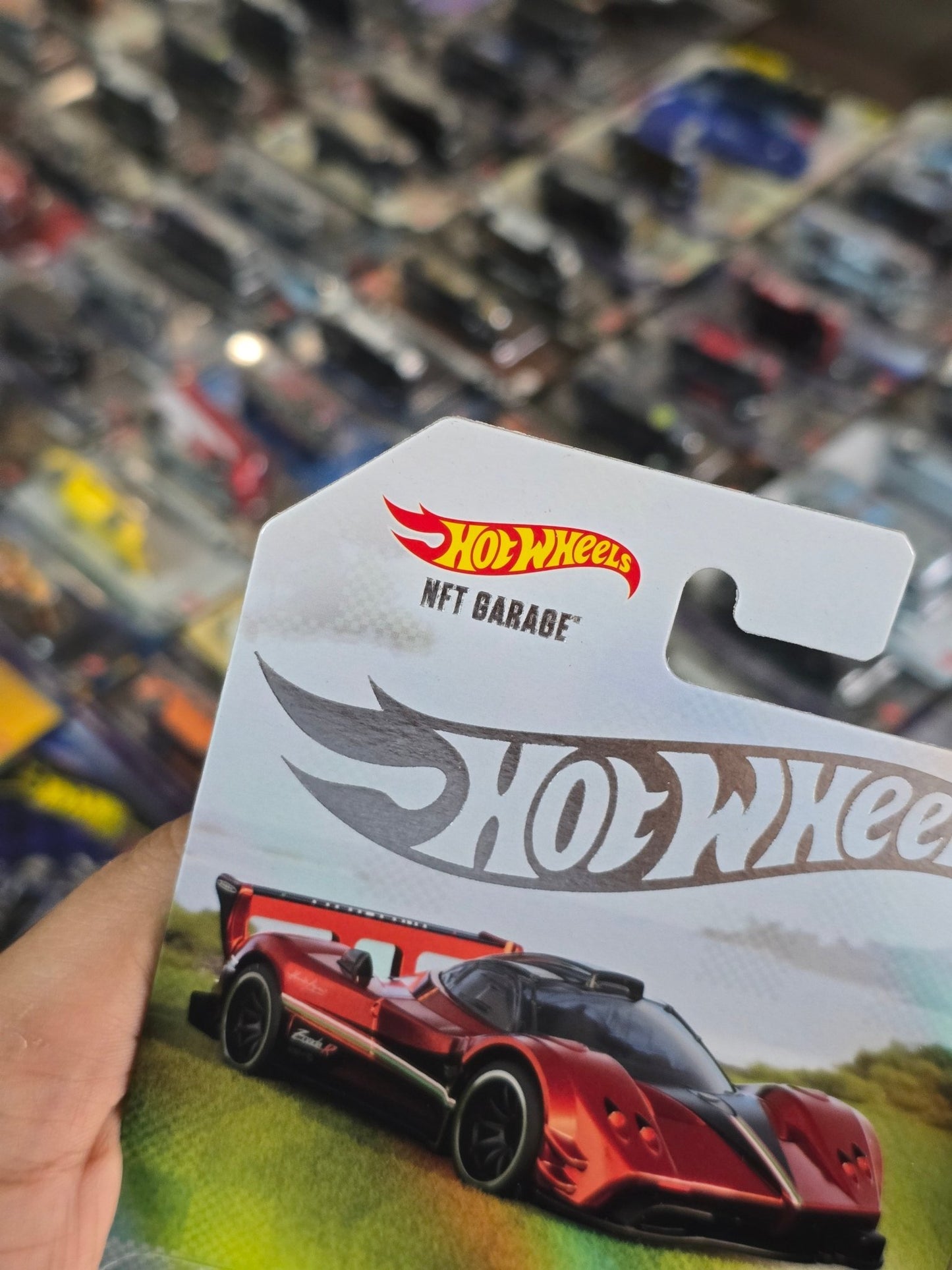 Hot Wheels NFT Pagani Zonda R (Spectraflame Red) - Kinder Logs
