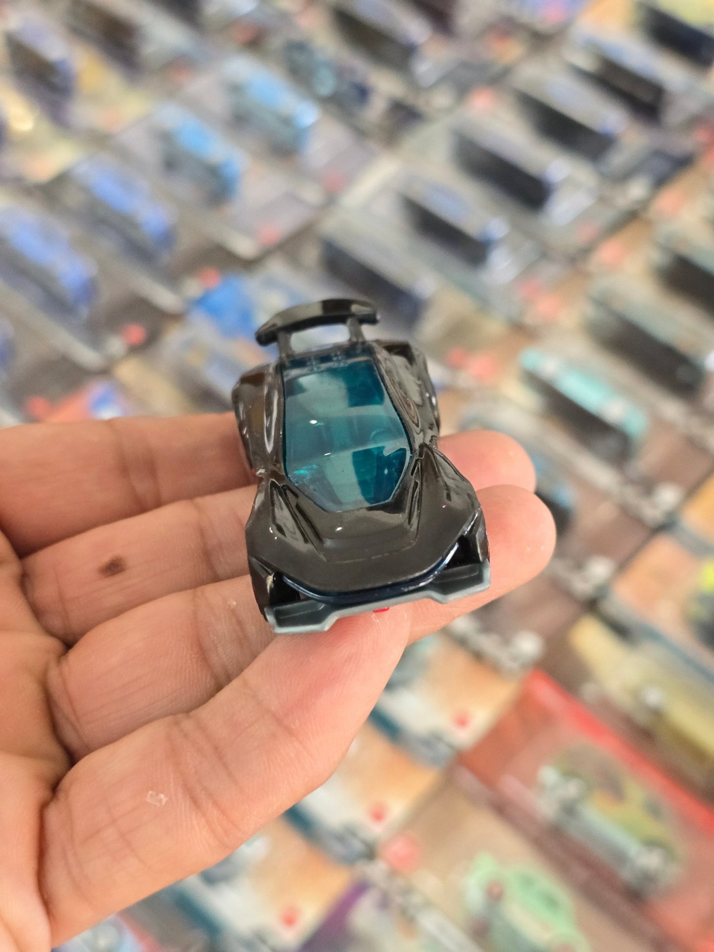 Hot Wheels Nightburnerz Gazella R (Uncarded) - Kinder Logs