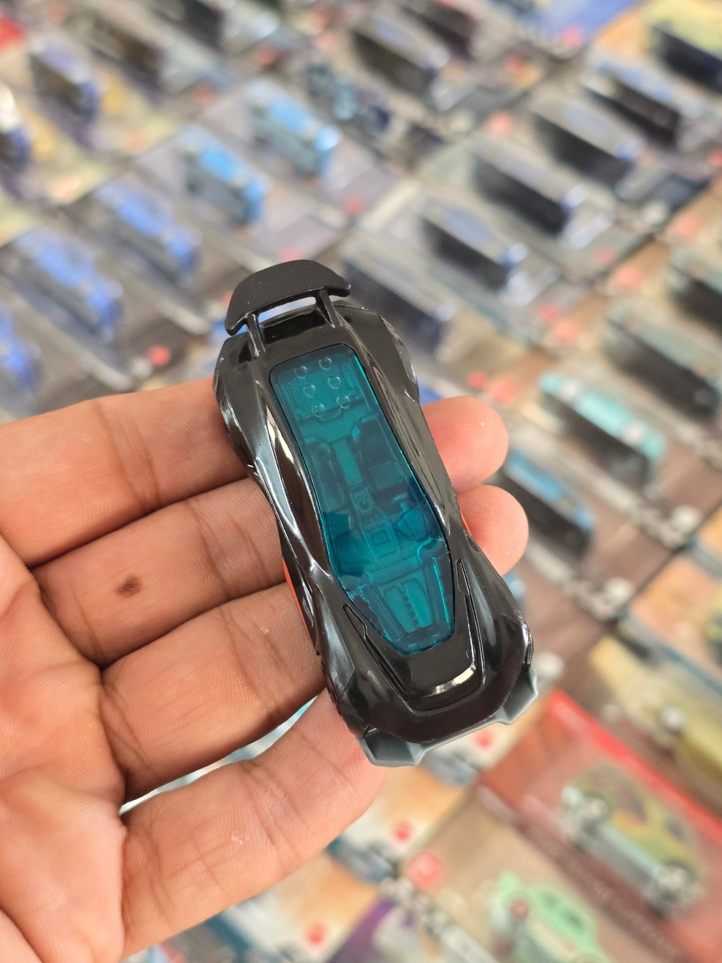 Hot Wheels Nightburnerz Gazella R (Uncarded) - Kinder Logs