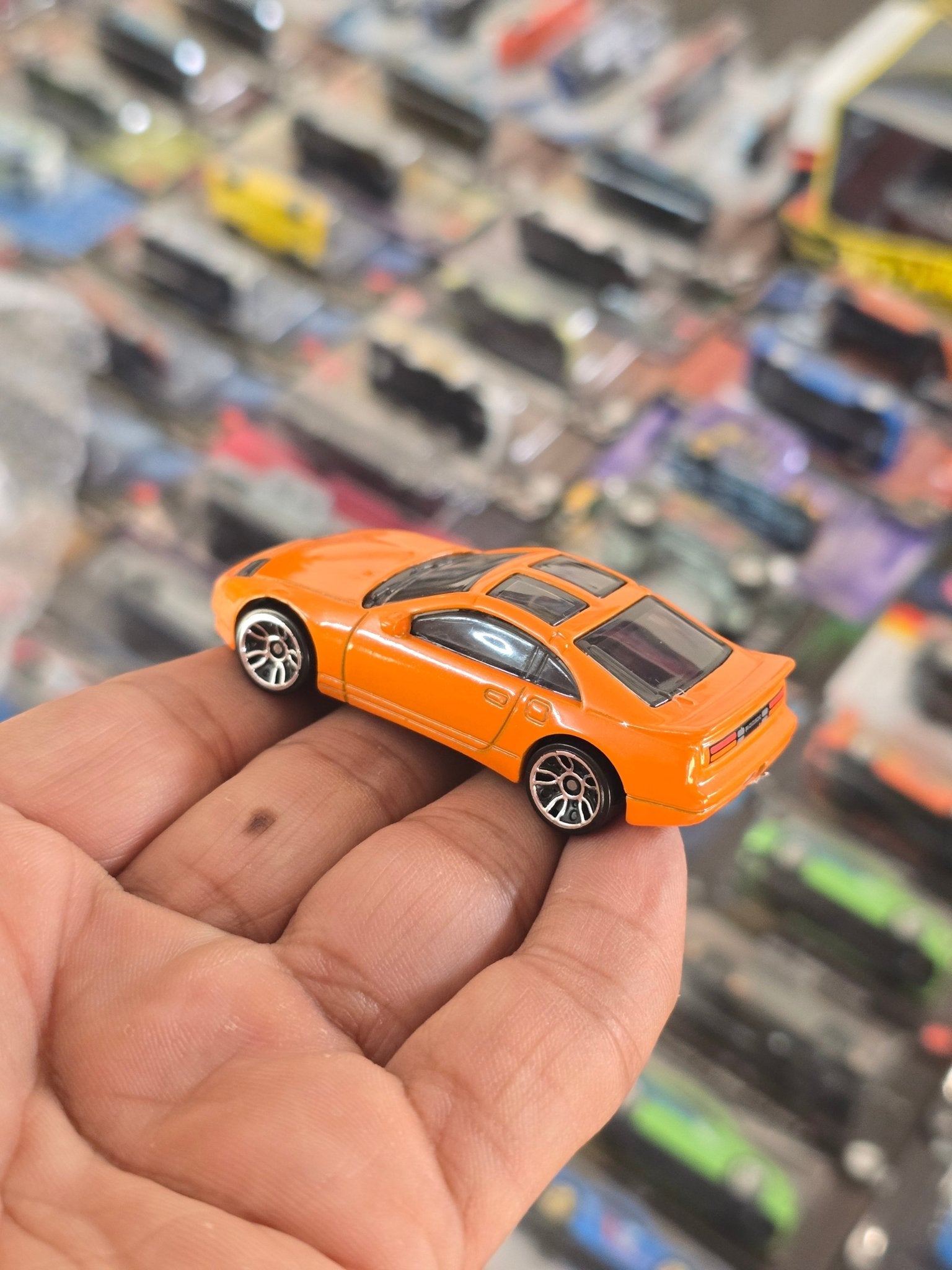 Hot Wheels Nissan 300ZX Twin Turbo - Nightburnerz (Uncarded) - Kinder Logs