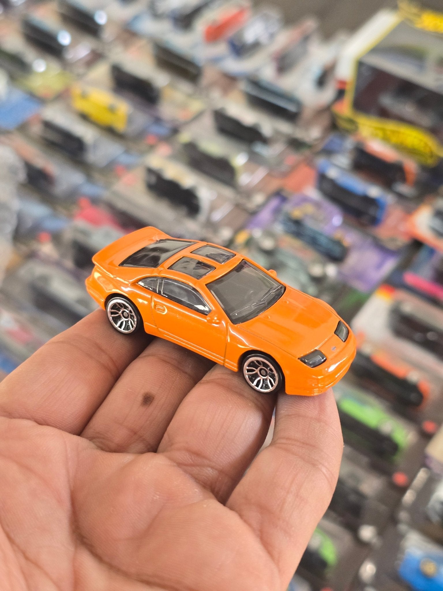 Hot Wheels Nissan 300ZX Twin Turbo - Nightburnerz (Uncarded) - Kinder Logs