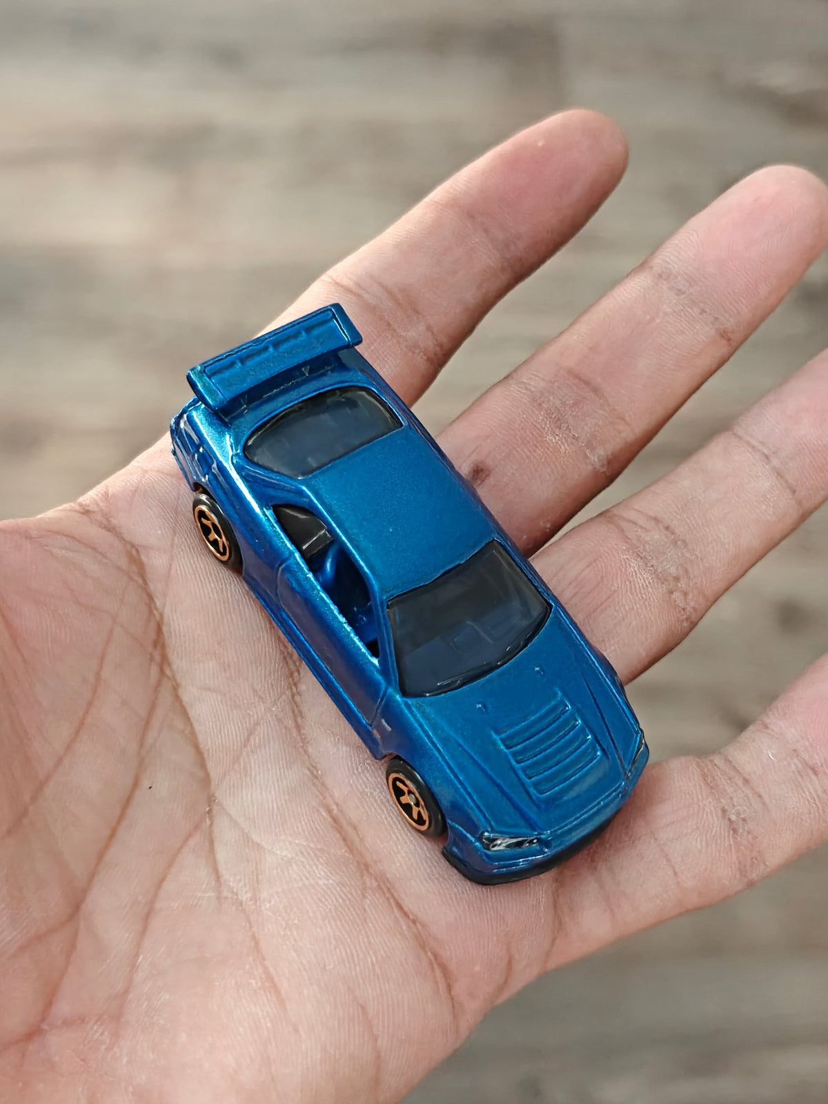 Hot Wheels Nissan Skyline GT-R BNR34 - Blue (Uncarded - New) - Kinder Logs