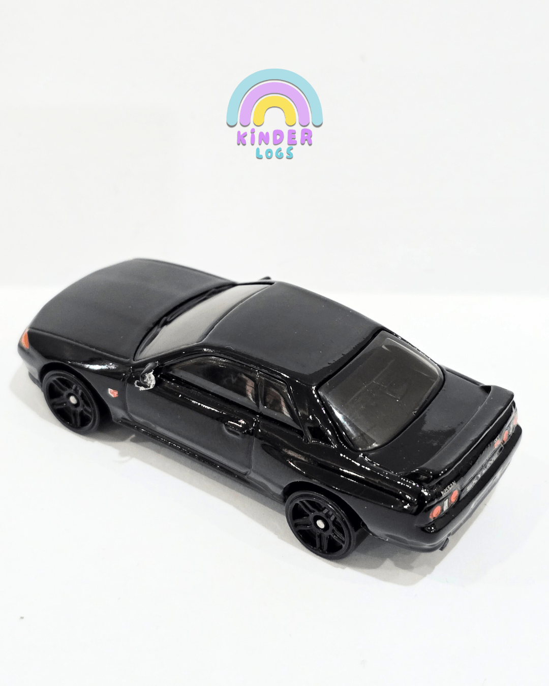Hot Wheels Nissan Skyline GT - R R32 (Uncarded) - Kinder Logs