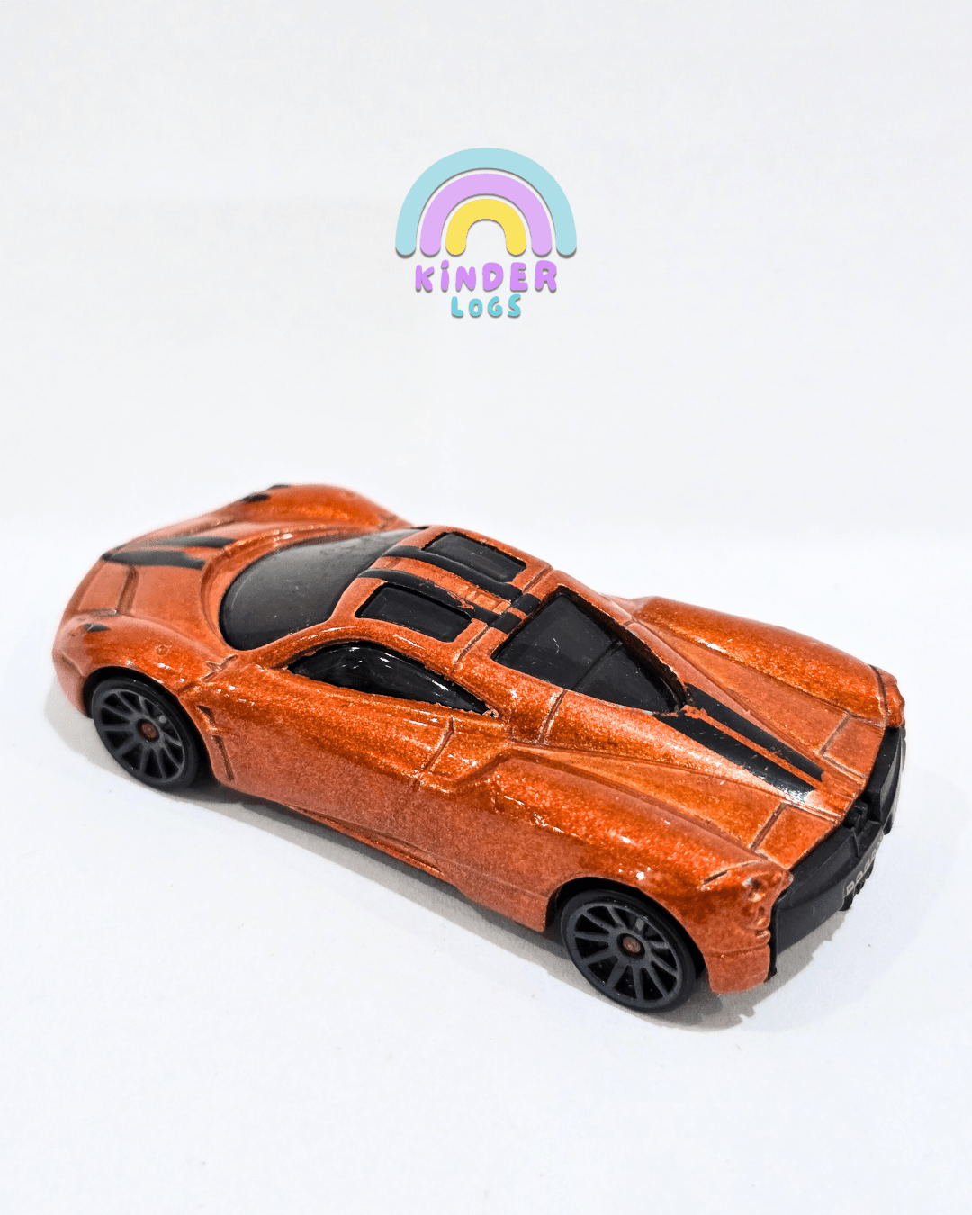 Hot Wheels Pagani Huayra - Orange (Used Car) - Kinder Logs