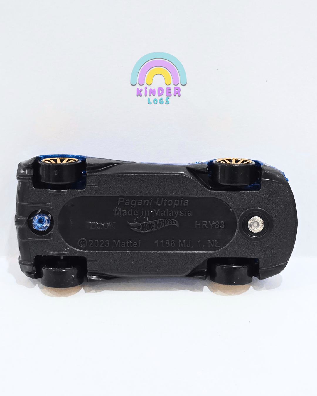 Hot Wheels Pagani Utopia - Blue With Gold Wheels (Uncarded) - Kinder Logs