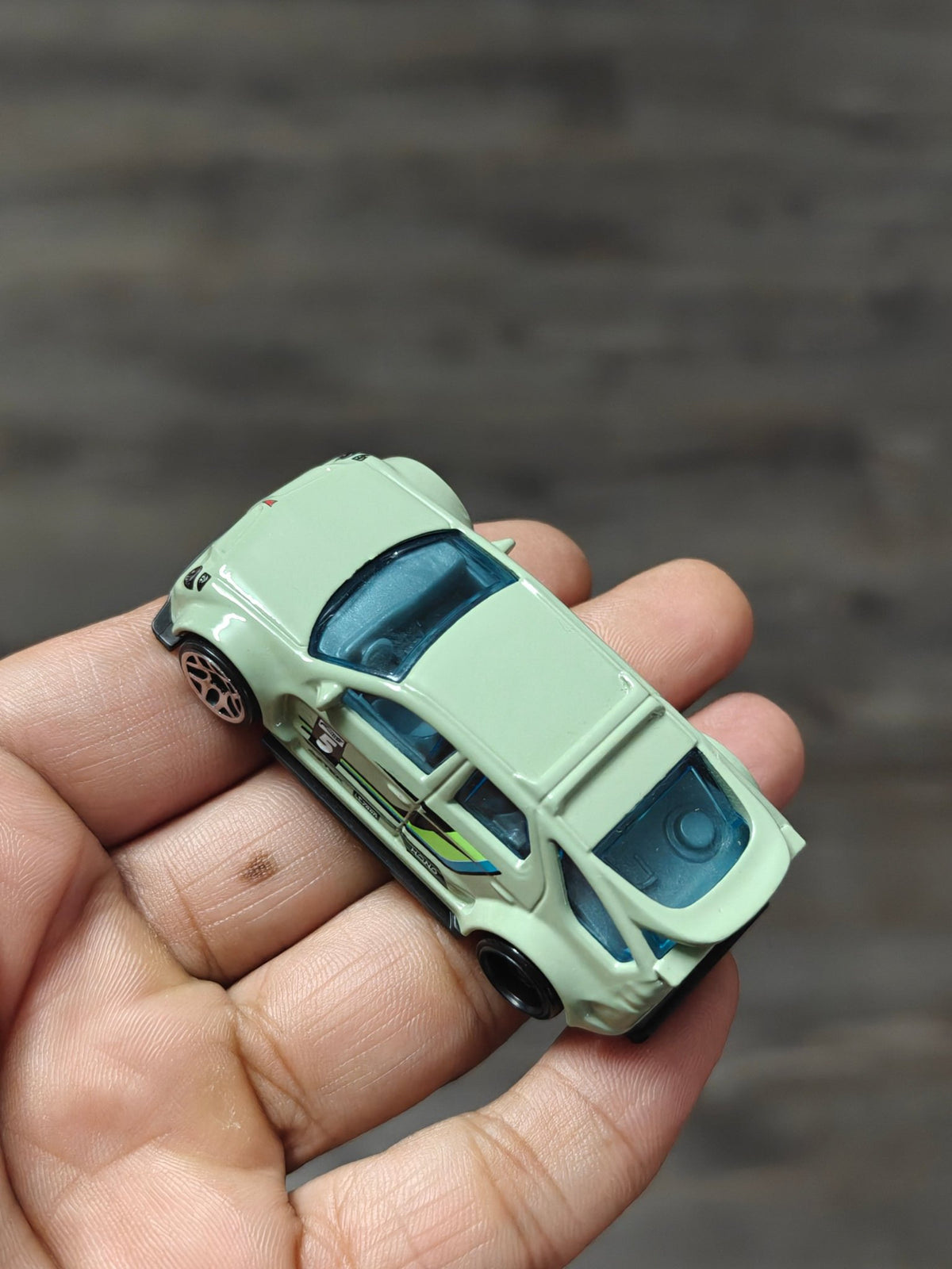 Hot Wheels Pontiac Aztek Custom - Light Green (Uncarded - New) - Kinder Logs