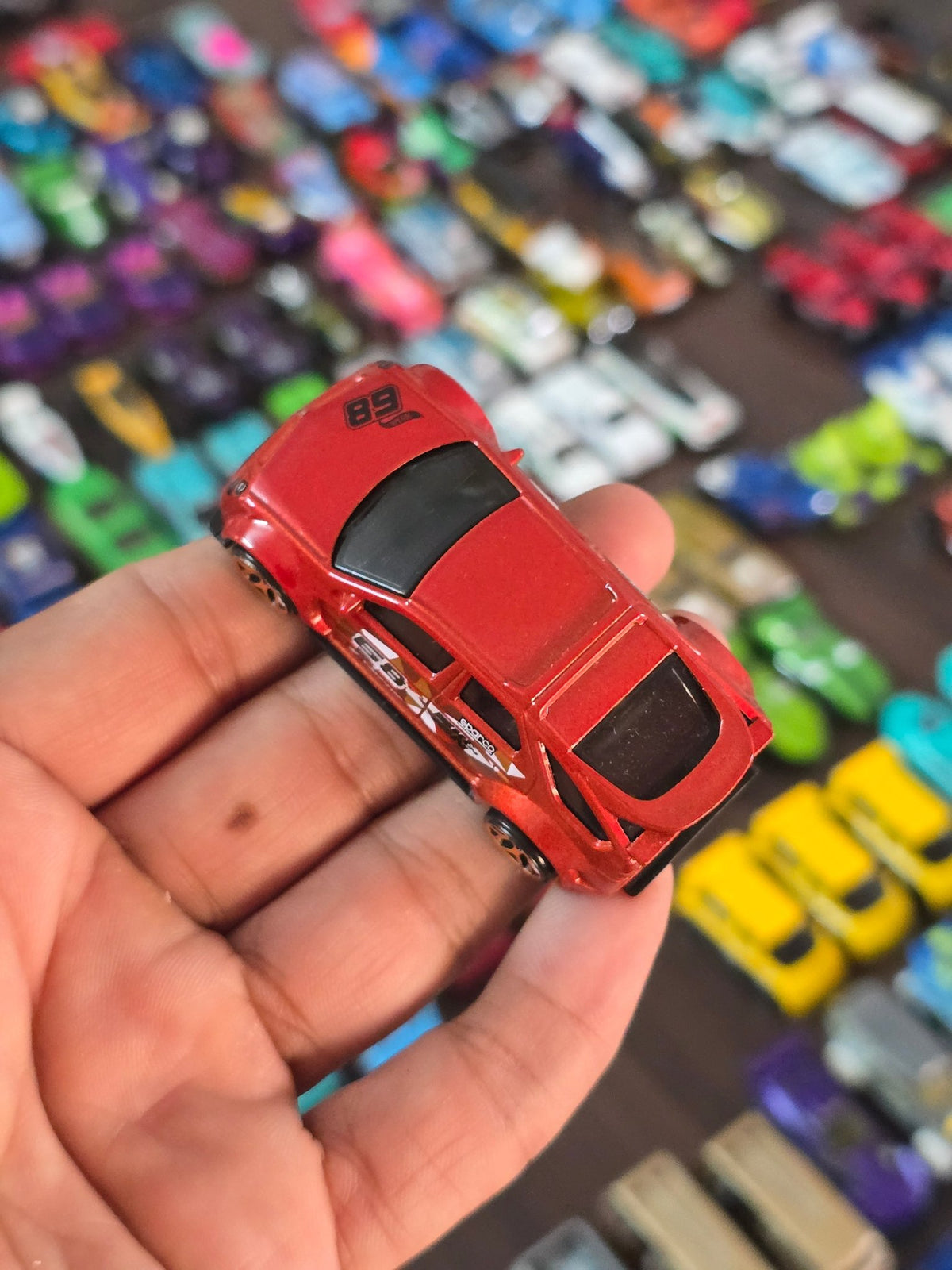 Hot Wheels Pontiac Aztek Custom (Uncarded - New) - Kinder Logs