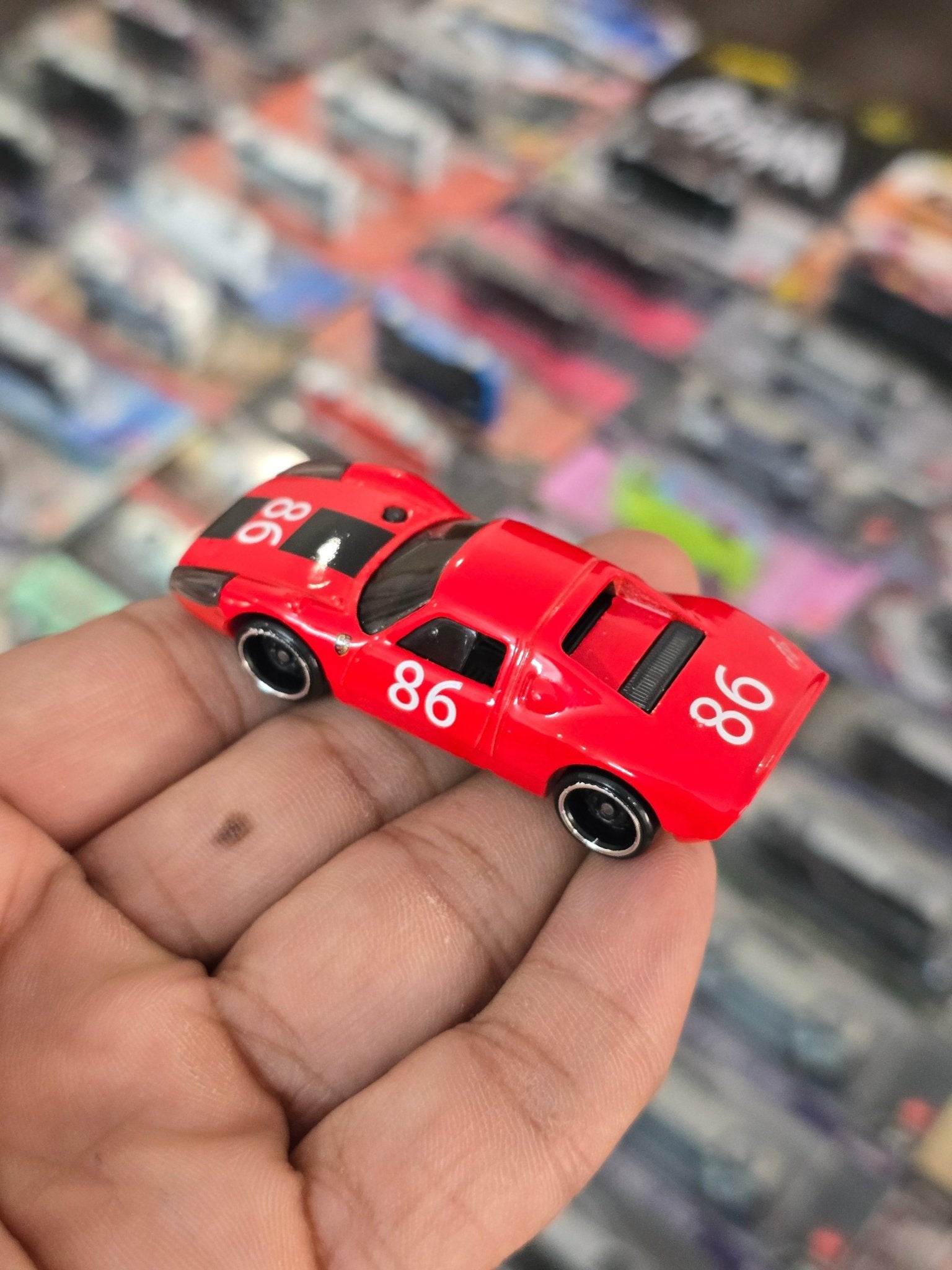 Hot Wheels Porsche 904 Carrera GTS - Red (Uncarded) - Kinder Logs