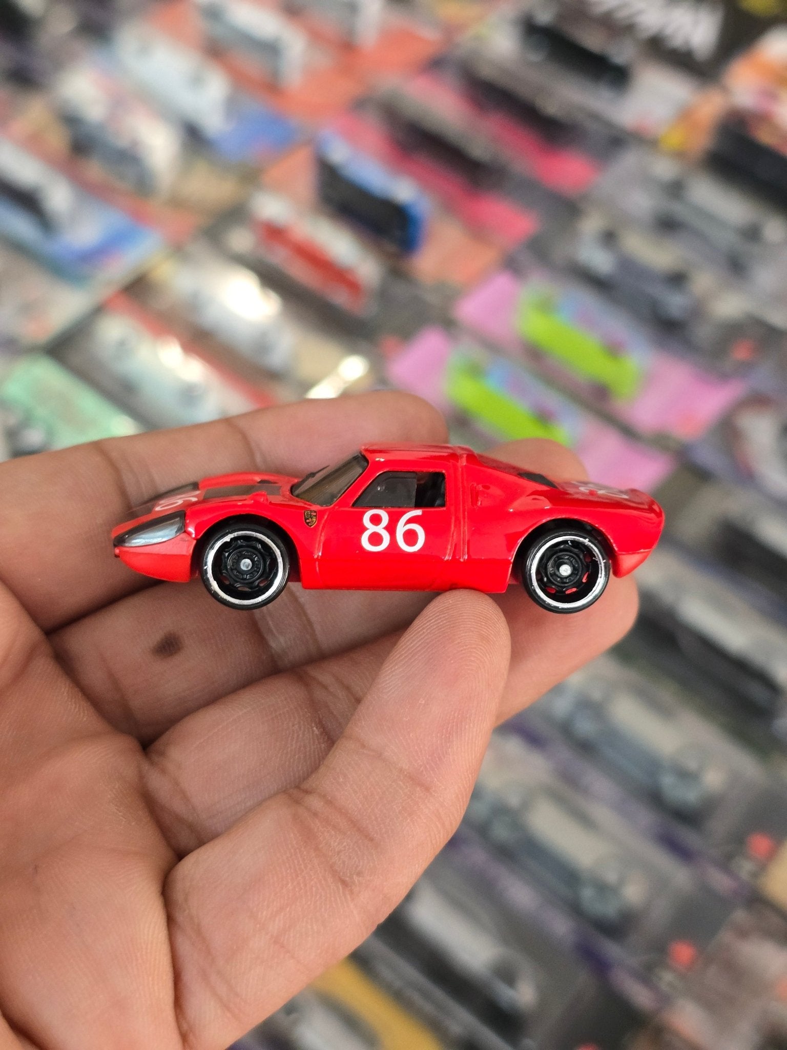 Hot Wheels Porsche 904 Carrera GTS - Red (Uncarded) - Kinder Logs