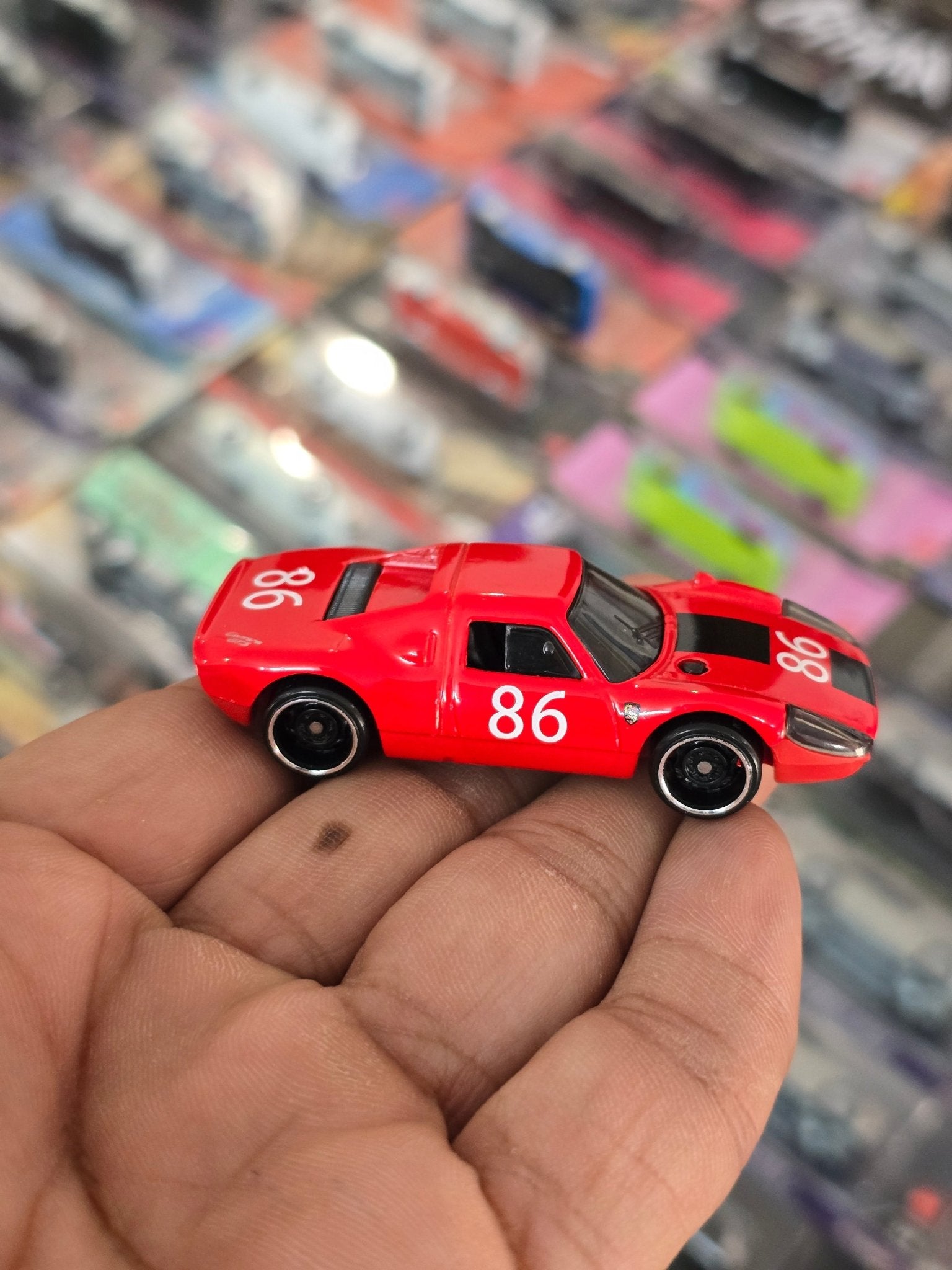 Hot Wheels Porsche 904 Carrera GTS - Red (Uncarded) - Kinder Logs