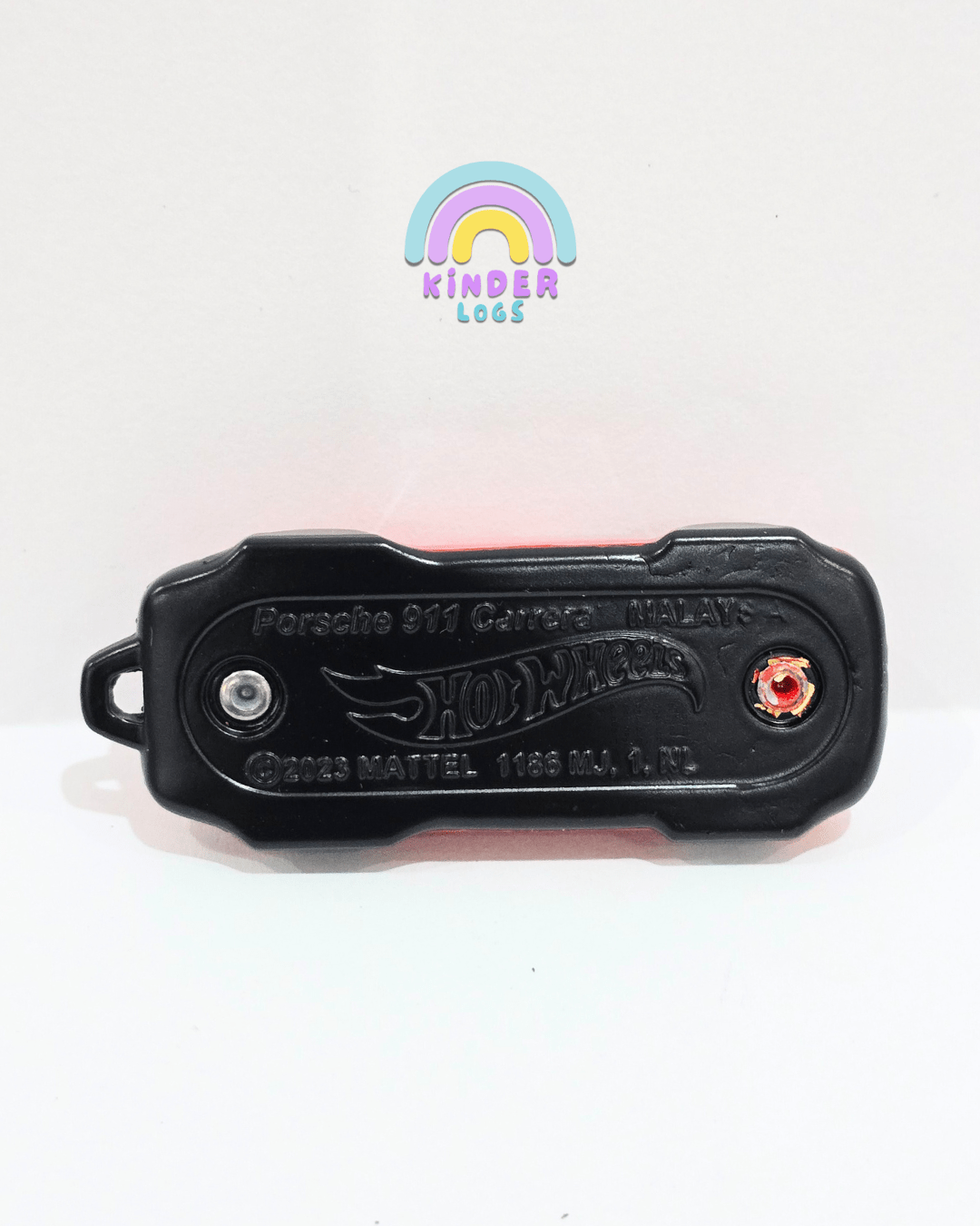 Hot Wheels Porsche 911 Carrera Key Chain - Red (Uncarded) - Kinder Logs