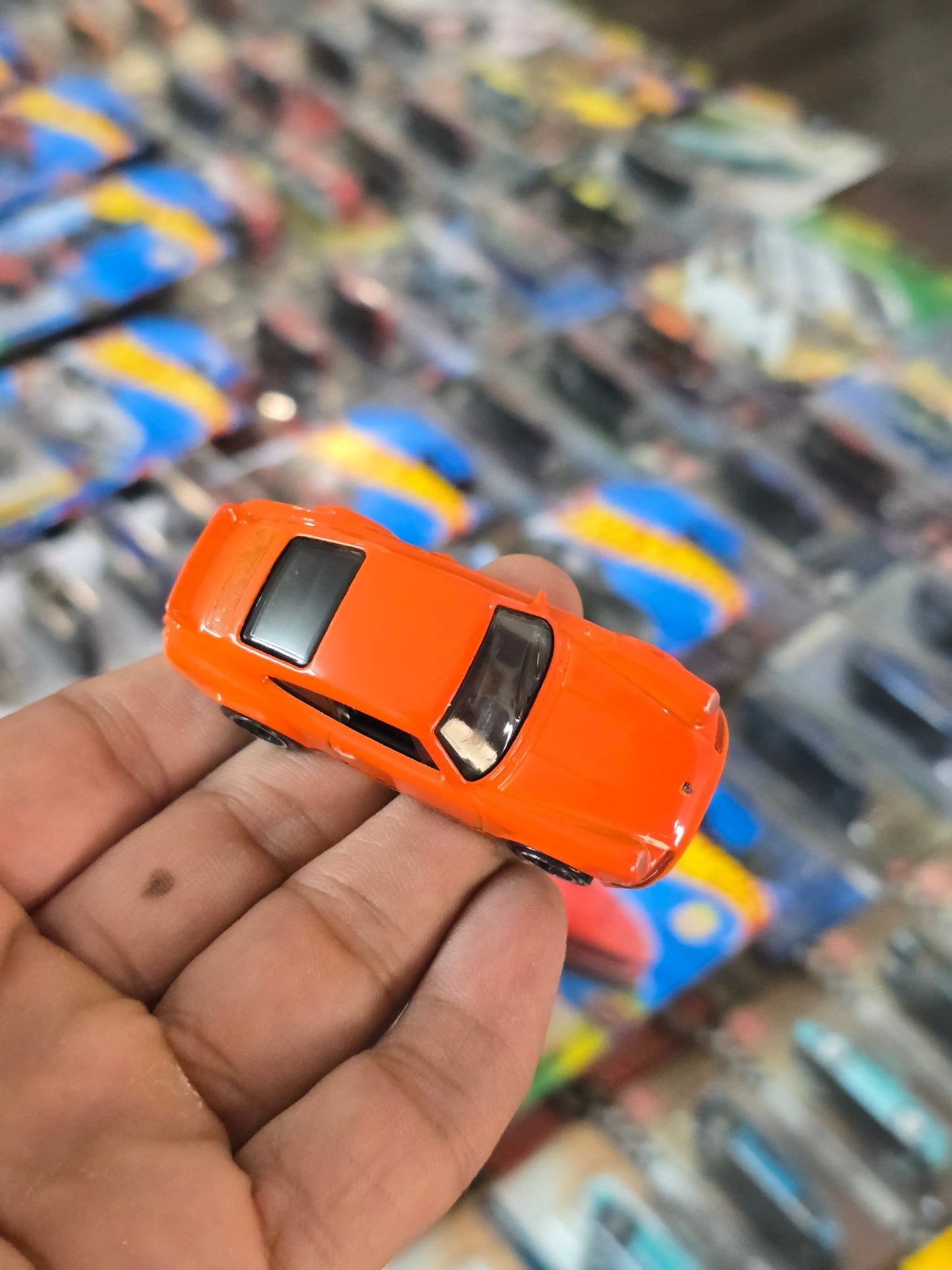 Hot Wheels Porsche 911 Carrera RS 2.7 (Uncarded) - Kinder Logs