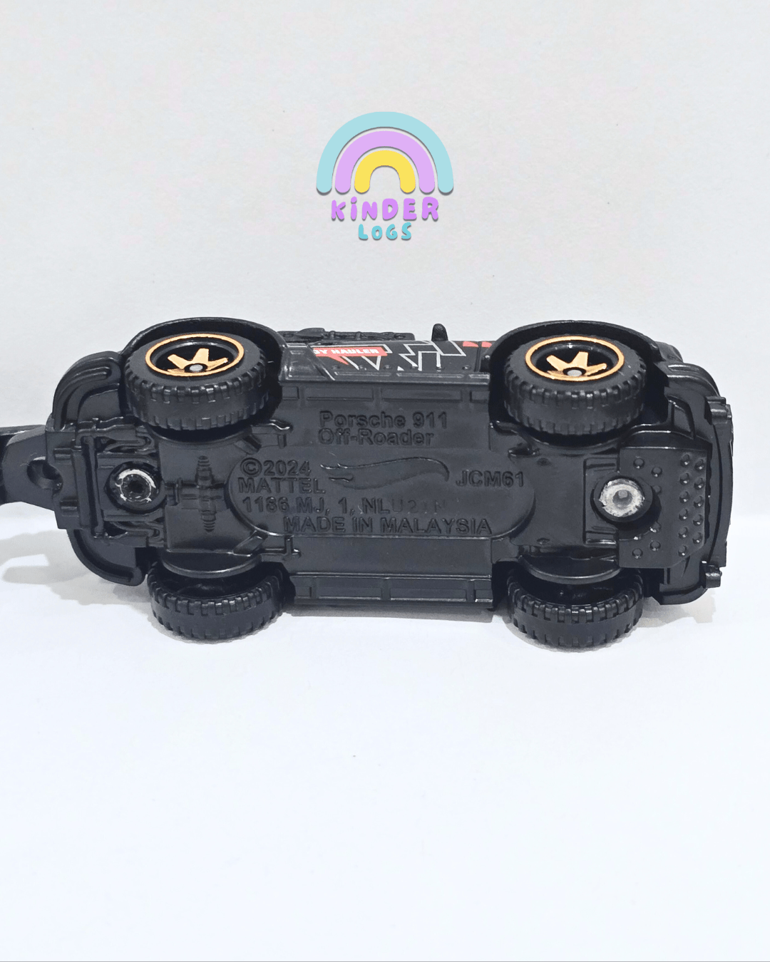 Hot Wheels Porsche 911 Off - Roader (Uncarded) - Kinder Logs