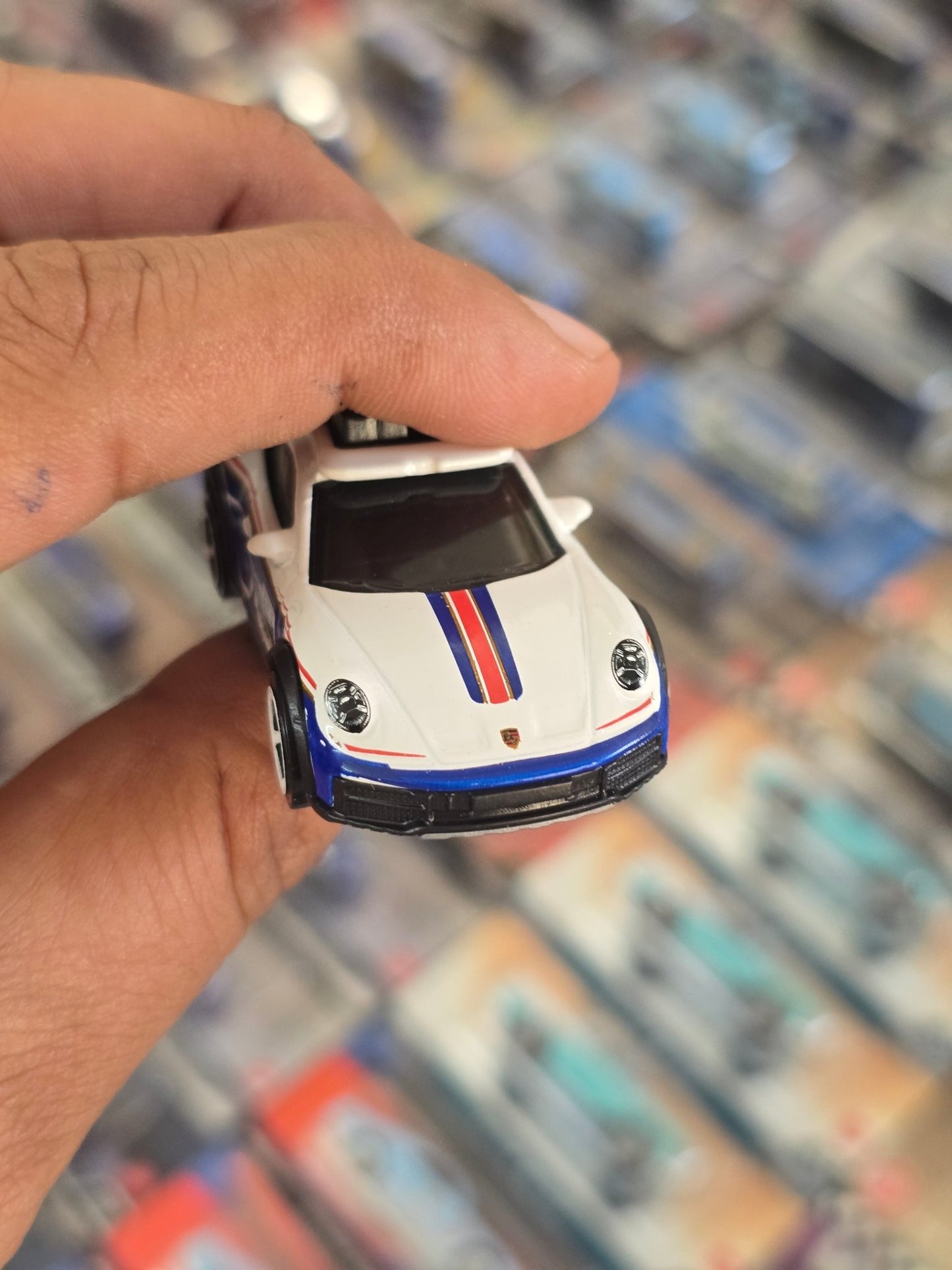 Hot Wheels Porsche 911 Rallye (Uncarded) - Kinder Logs
