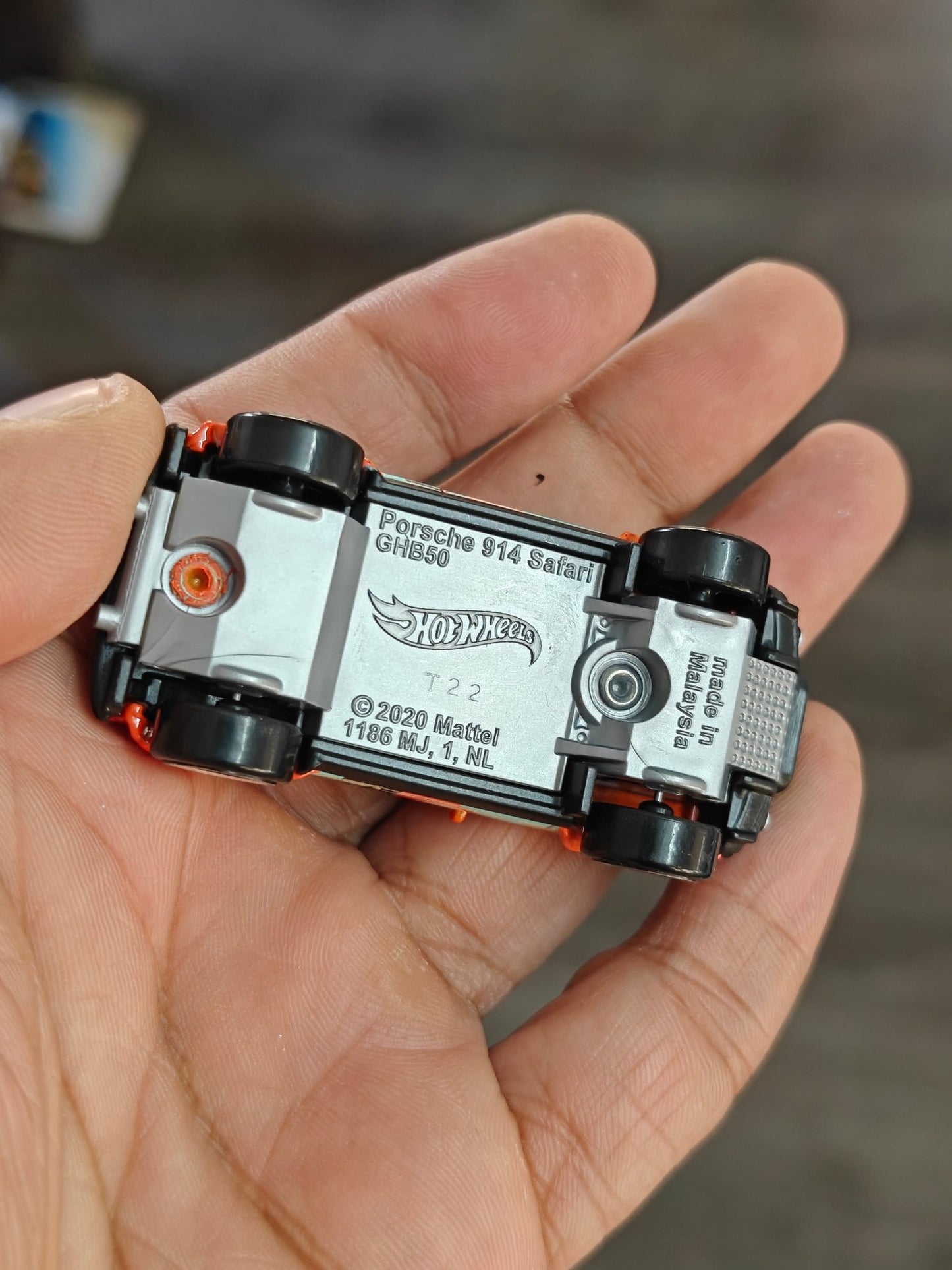 Hot Wheels Porsche 914 Safari (Uncarded) - Kinder Logs