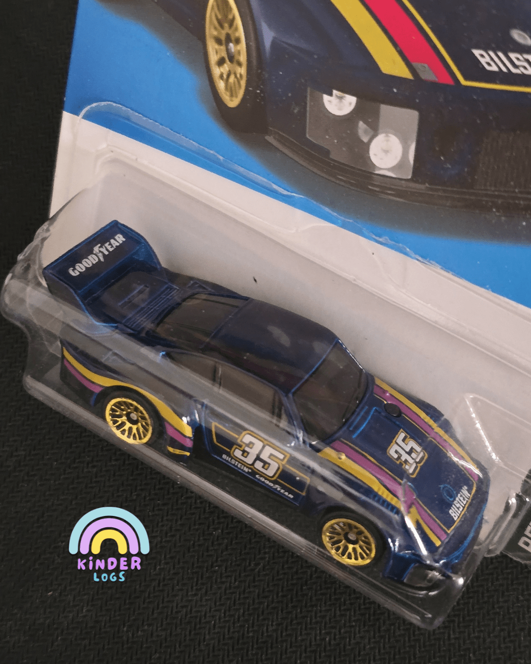 Hot Wheels Porsche 935 With Gold Wheels 35 (Imported) - Kinder Logs