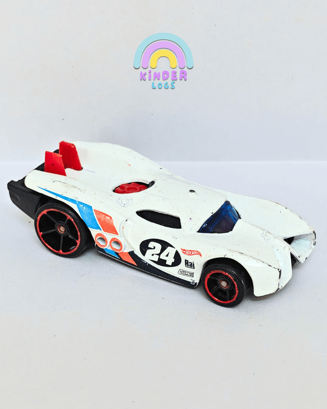 Hot Wheels Prototype H - 24 - White (Pre - Owned Car) - Kinder Logs