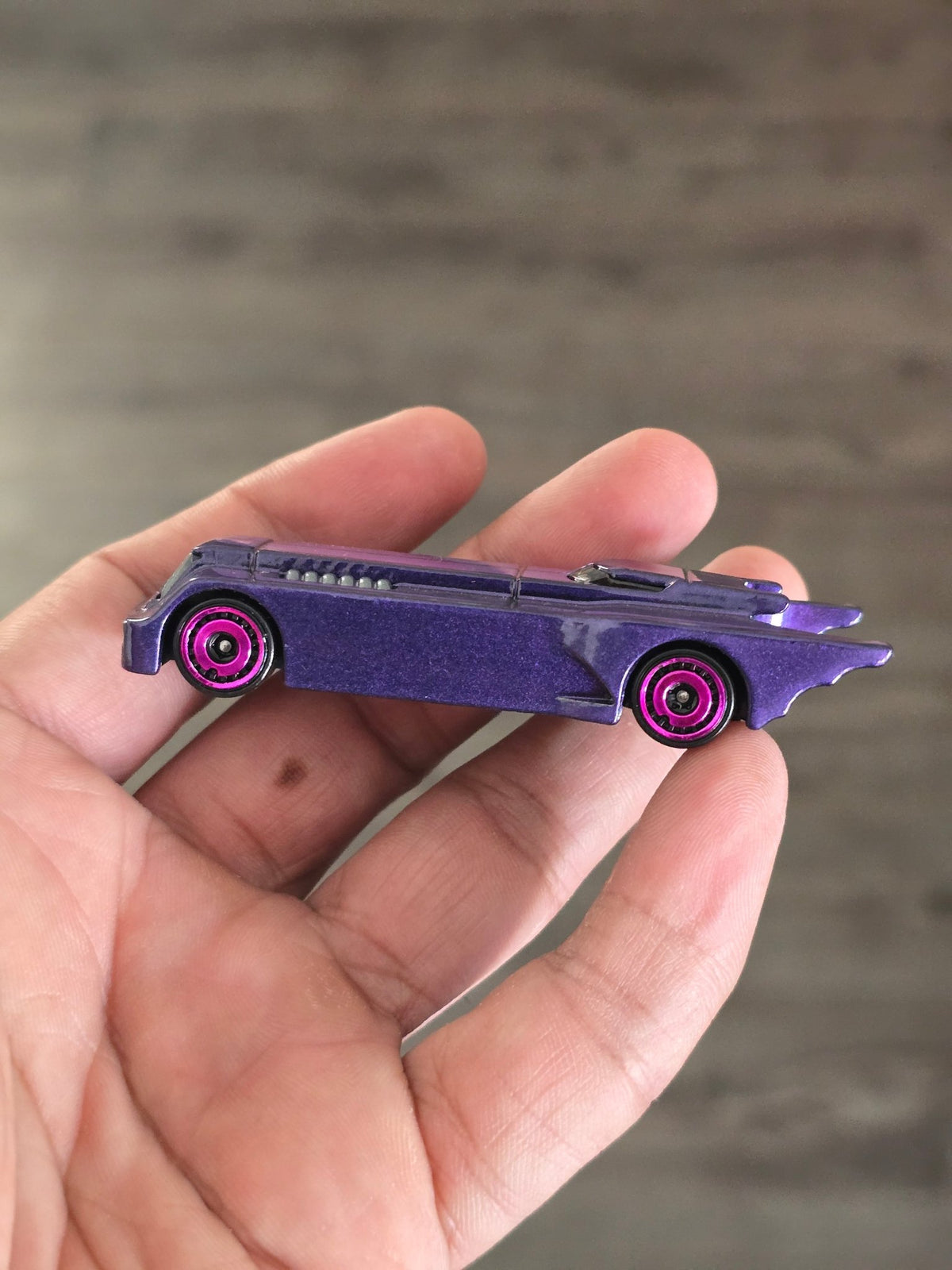 Hot Wheels Purple Batmobile - The Animated Series (Uncarded - New) - Kinder Logs