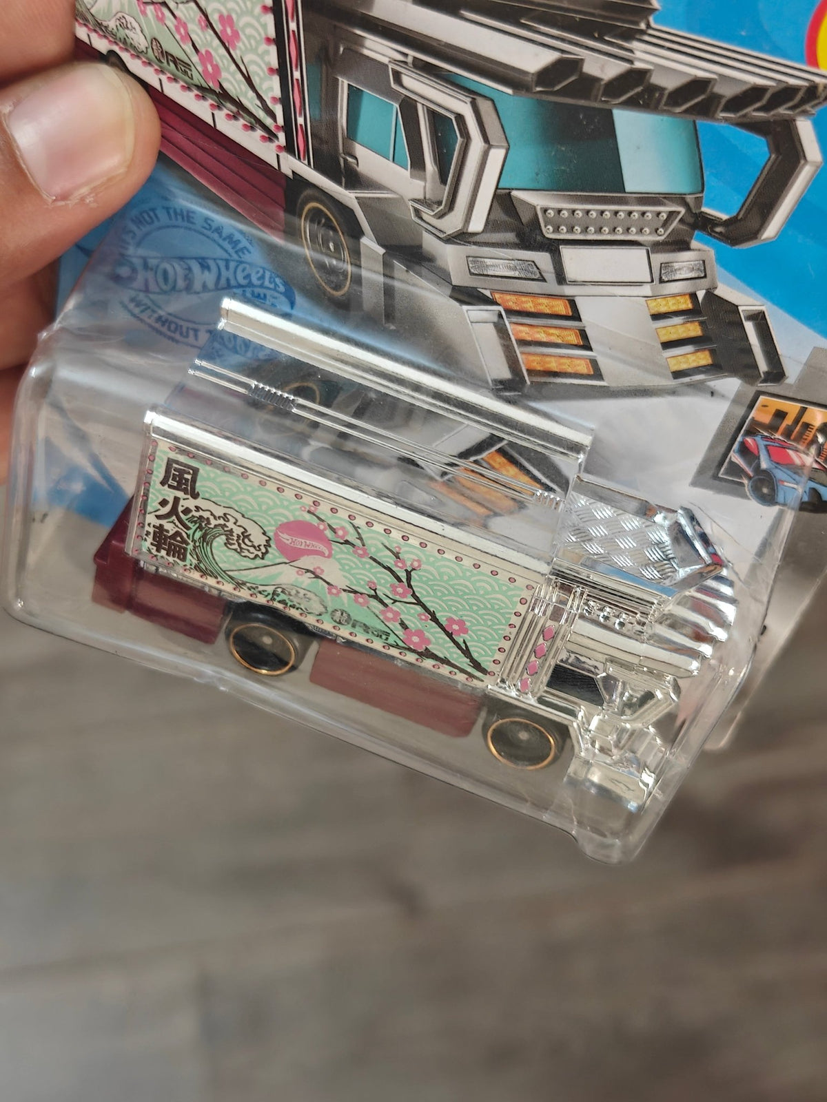 Hot Wheels Raijin Express - Metro Series (Imported) - Kinder Logs