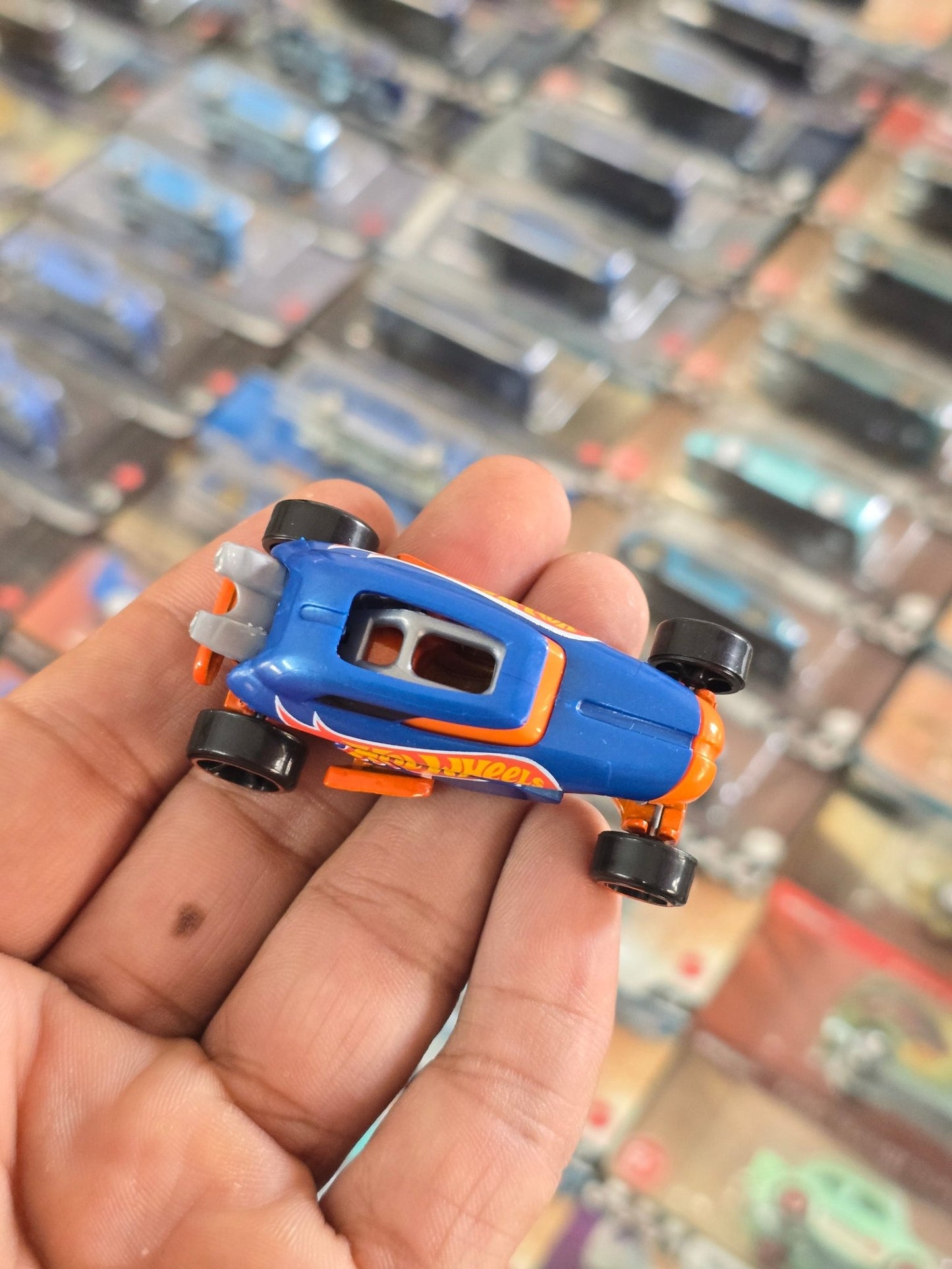 Hot Wheels Rip Rod Racing Car - Netflix Series (Uncarded) - Kinder Logs