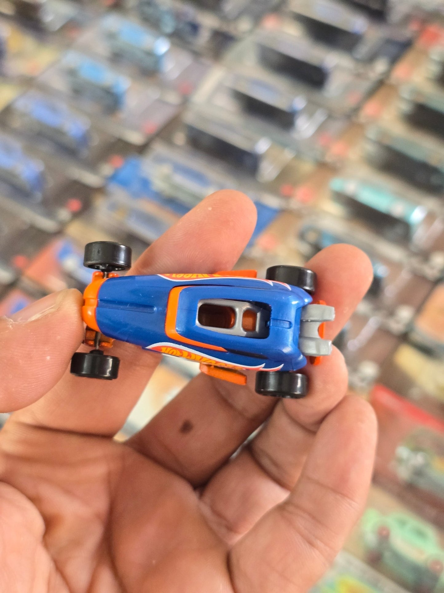 Hot Wheels Rip Rod Racing Car - Netflix Series (Uncarded) - Kinder Logs