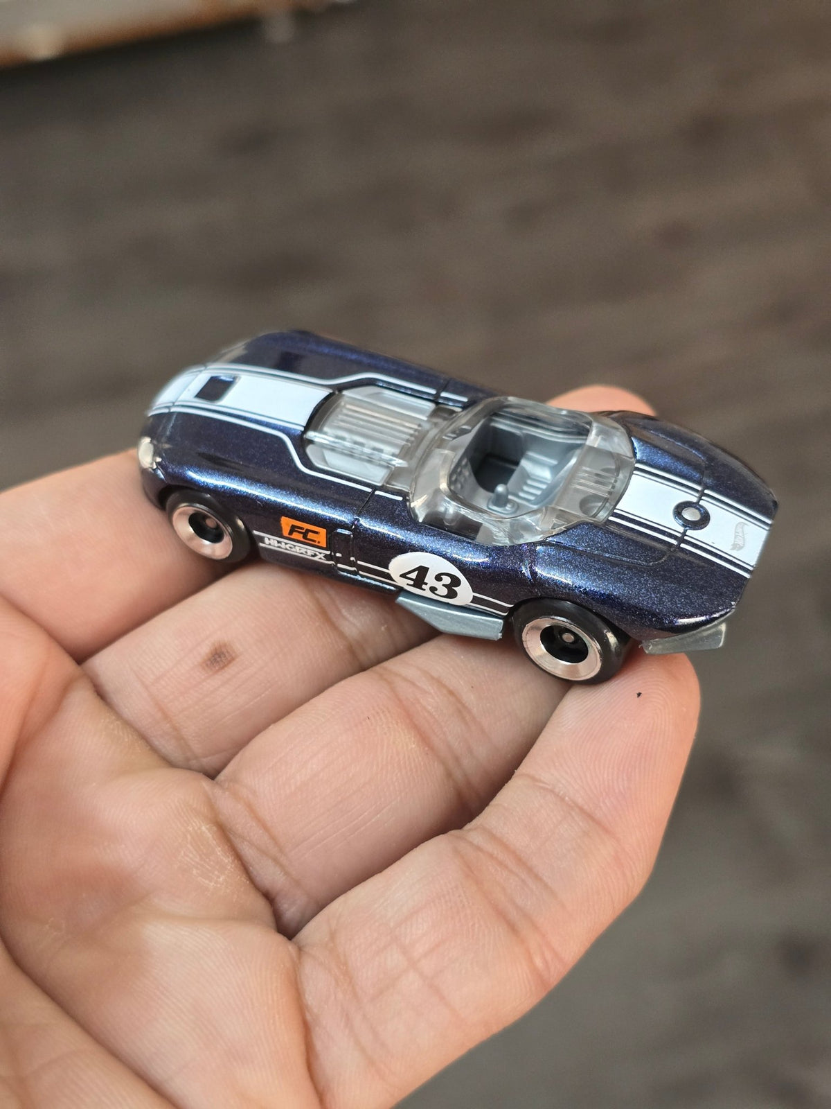 Hot Wheels RRRoadster - Dark Blue (Uncarded - New) - Kinder Logs