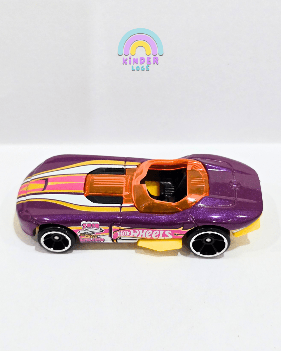 Hot Wheels RRRoadster (Uncarded) - Kinder Logs