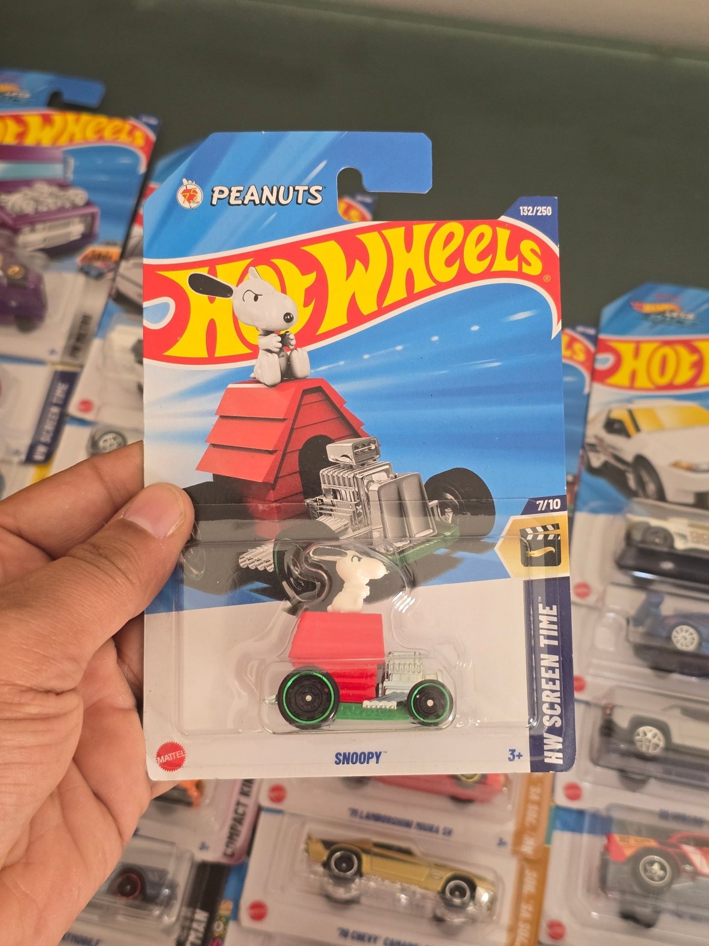 Hot Wheels Snoopy Peanuts Car (Imported) - Kinder Logs