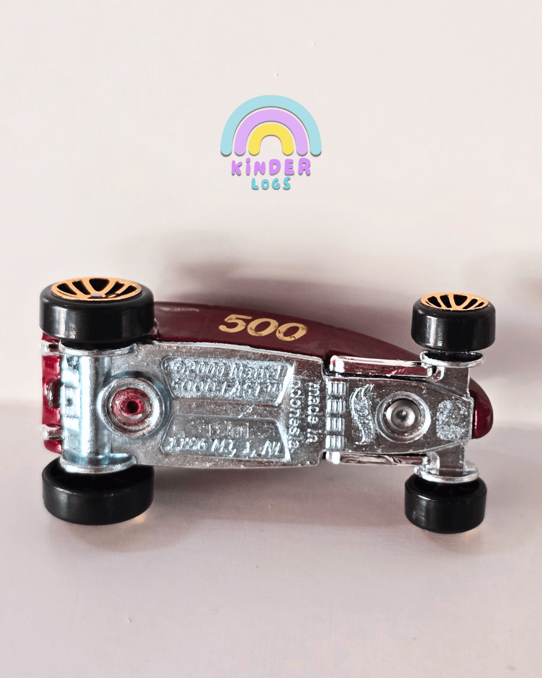 Hot Wheels Sooo Fast - Vintage Club (Uncarded - New) - Kinder Logs
