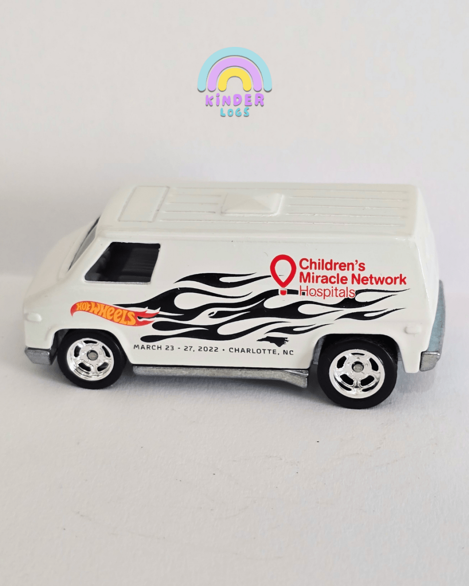 Hot Wheels Super Van - 22nd Annual Collectors Nationals - White (Uncarded) - Kinder Logs